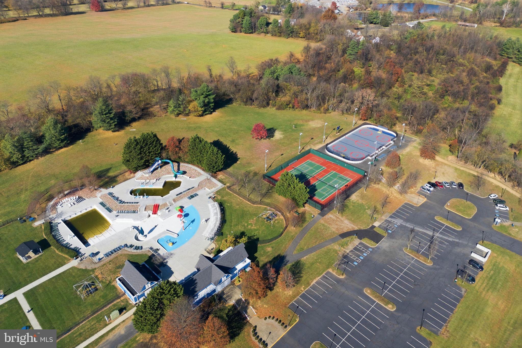 TOWN OF PURCELLVILLE - Residential