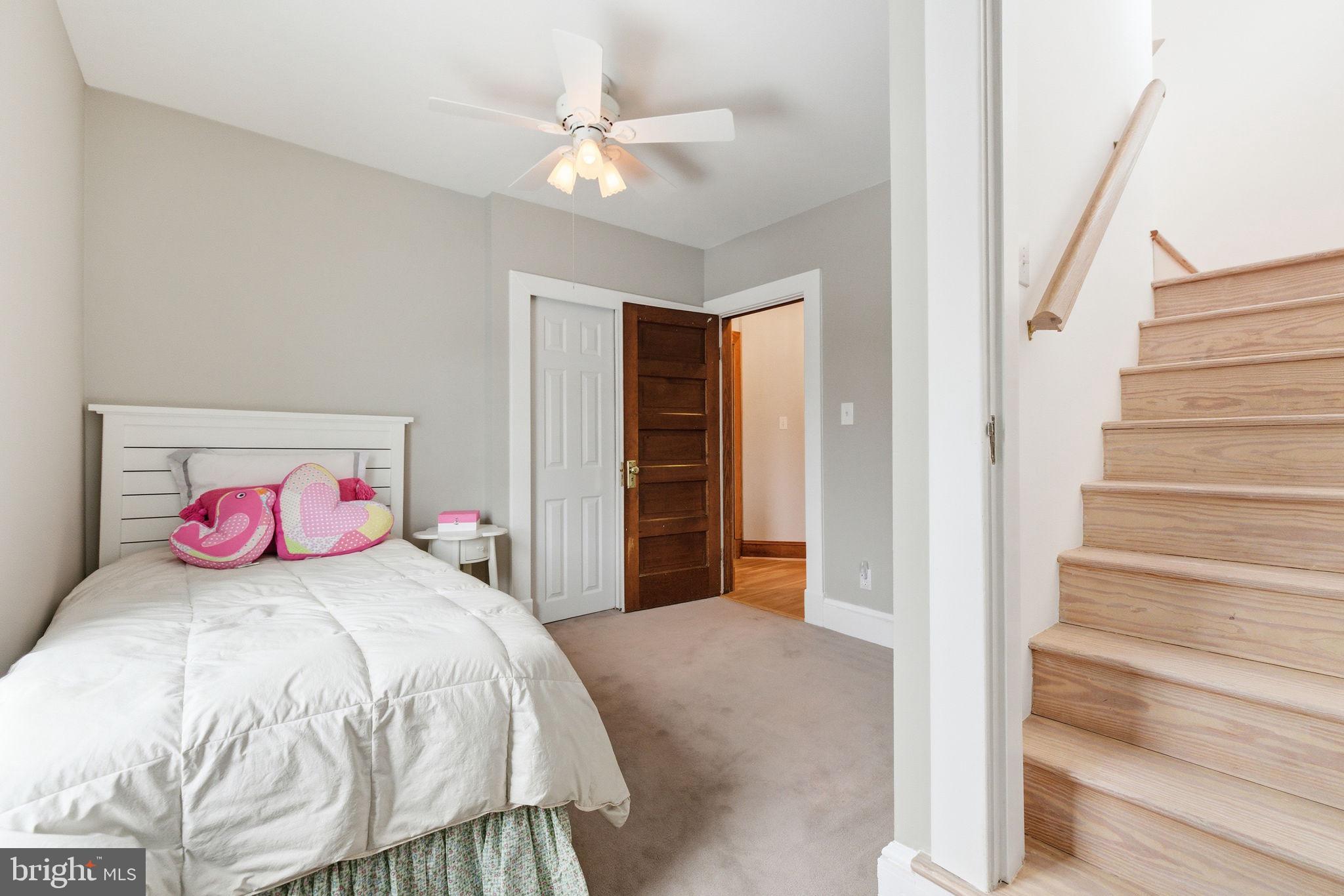 TOWN OF PURCELLVILLE - Residential