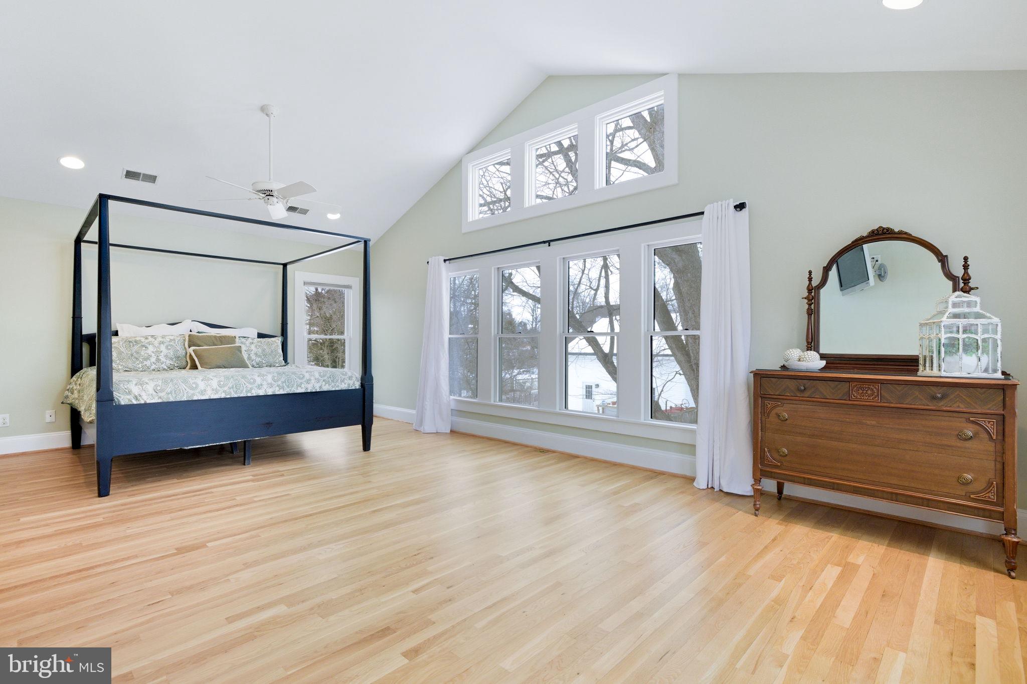 TOWN OF PURCELLVILLE - Residential