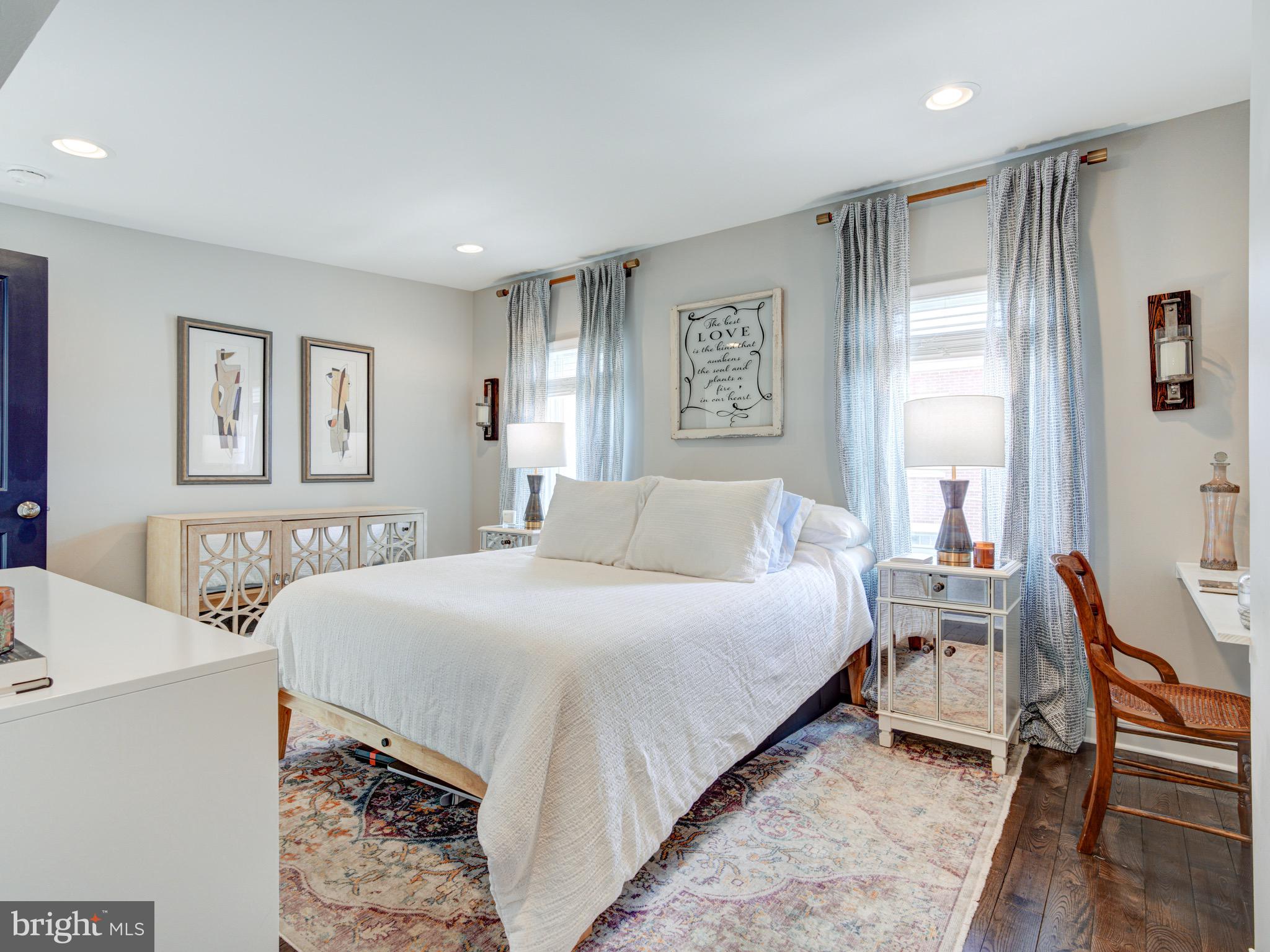 ART MUSEUM AREA - Residential