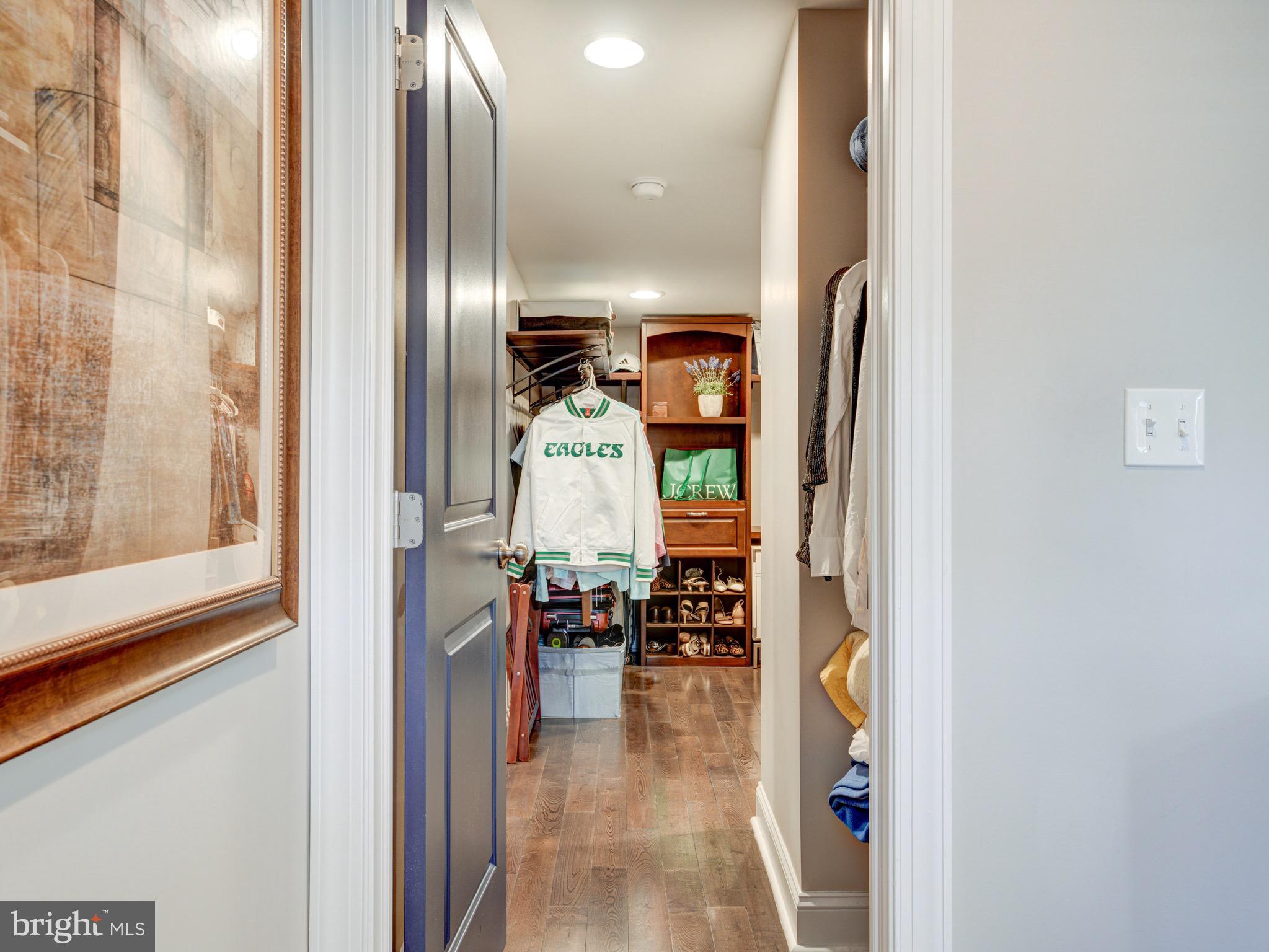 ART MUSEUM AREA - Residential