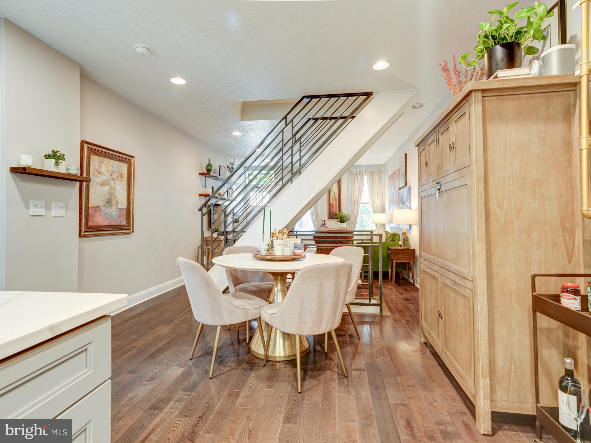 ART MUSEUM AREA - Residential