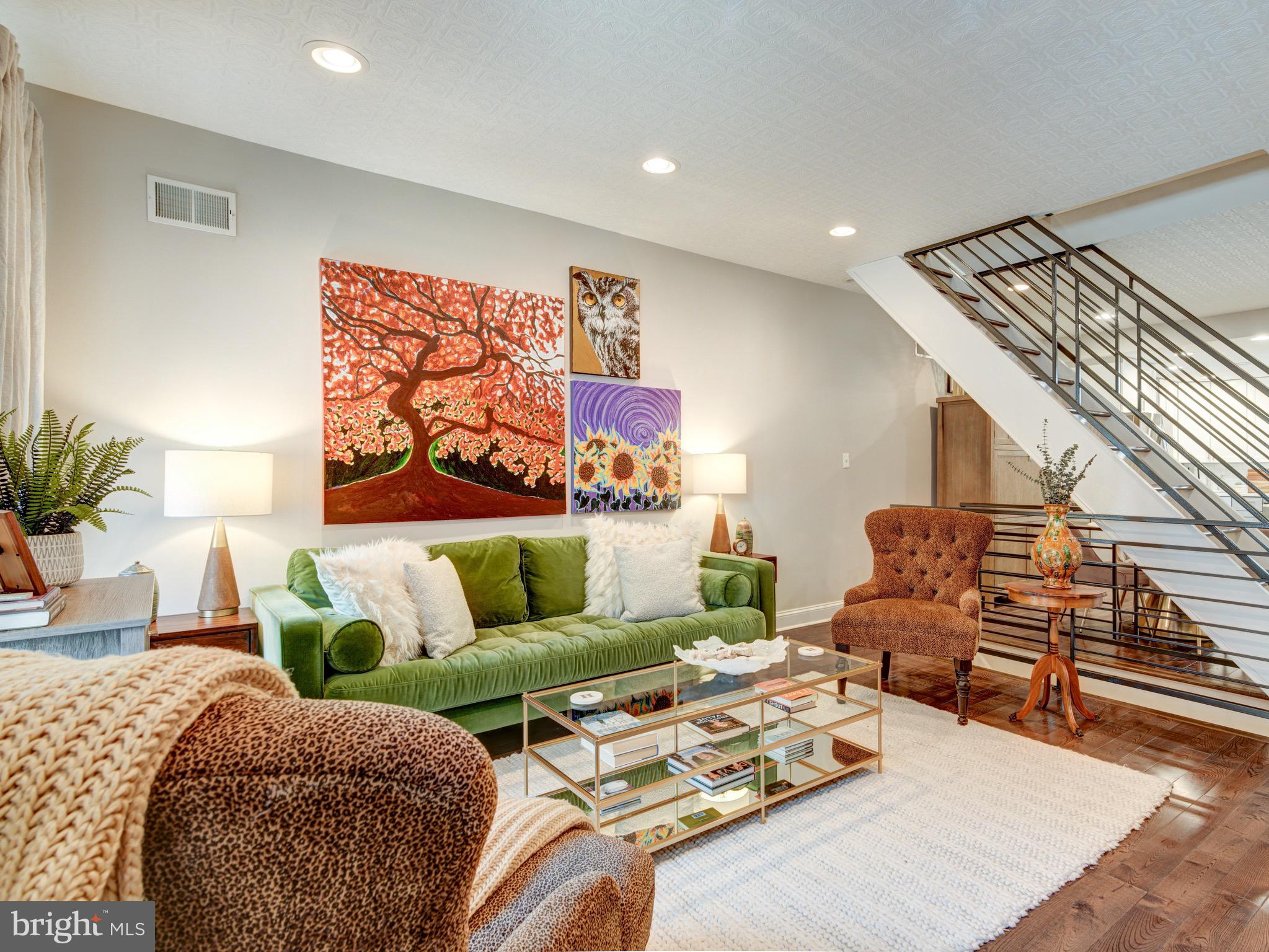 ART MUSEUM AREA - Residential