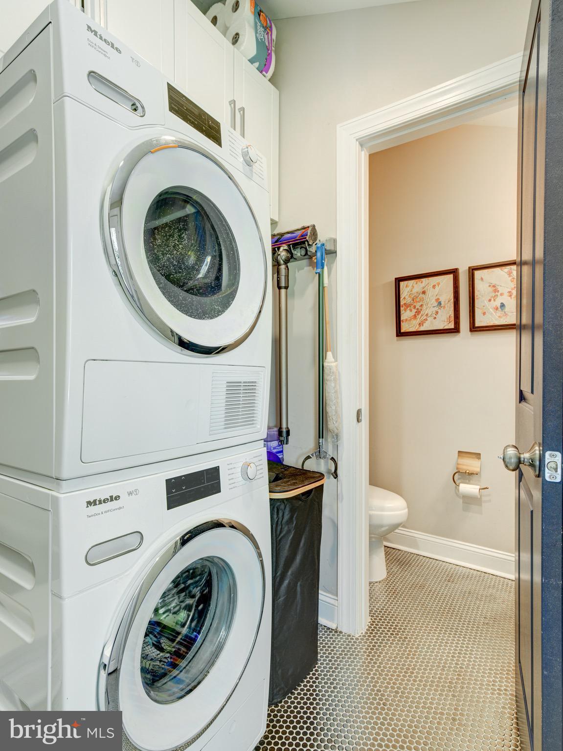 ART MUSEUM AREA - Residential