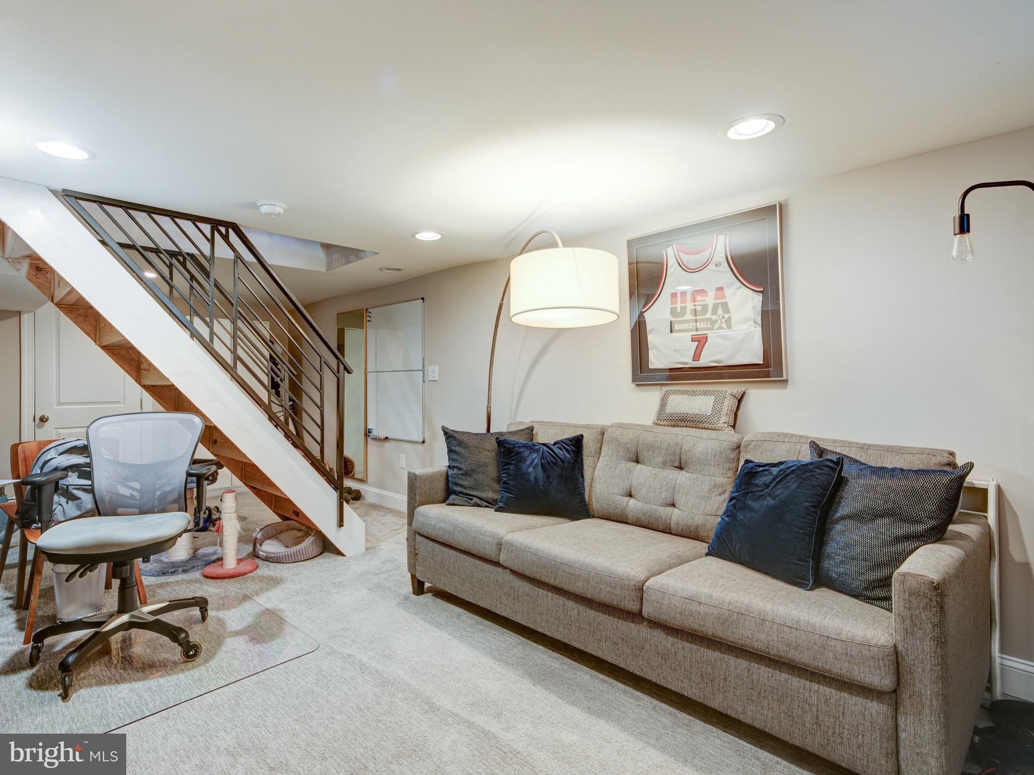 ART MUSEUM AREA - Residential