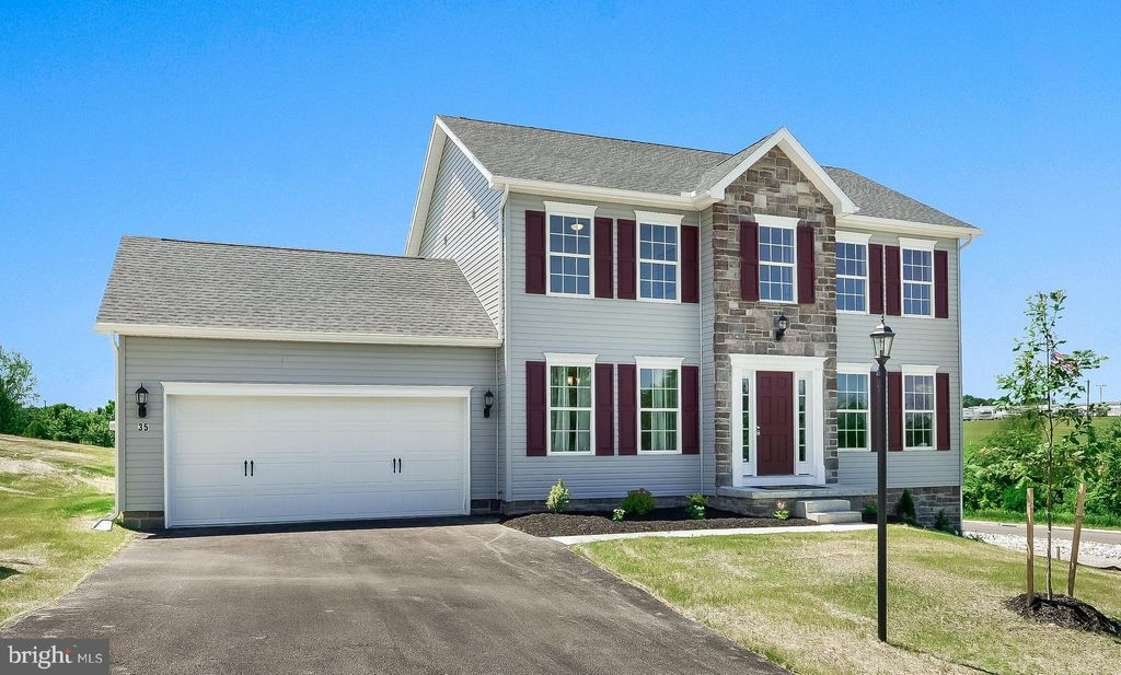 Photo of 2689 Victorian Drive #LOT 68, DOVER, PA 17315 (MLS # PAYK2090492)
