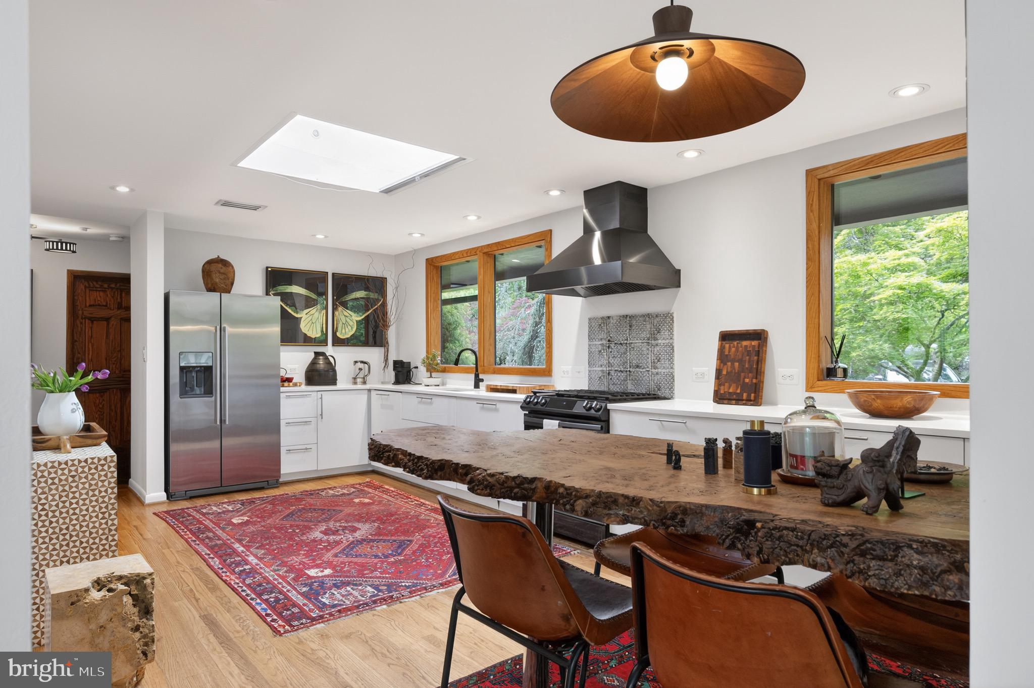 HOLLIN HILLS - Residential