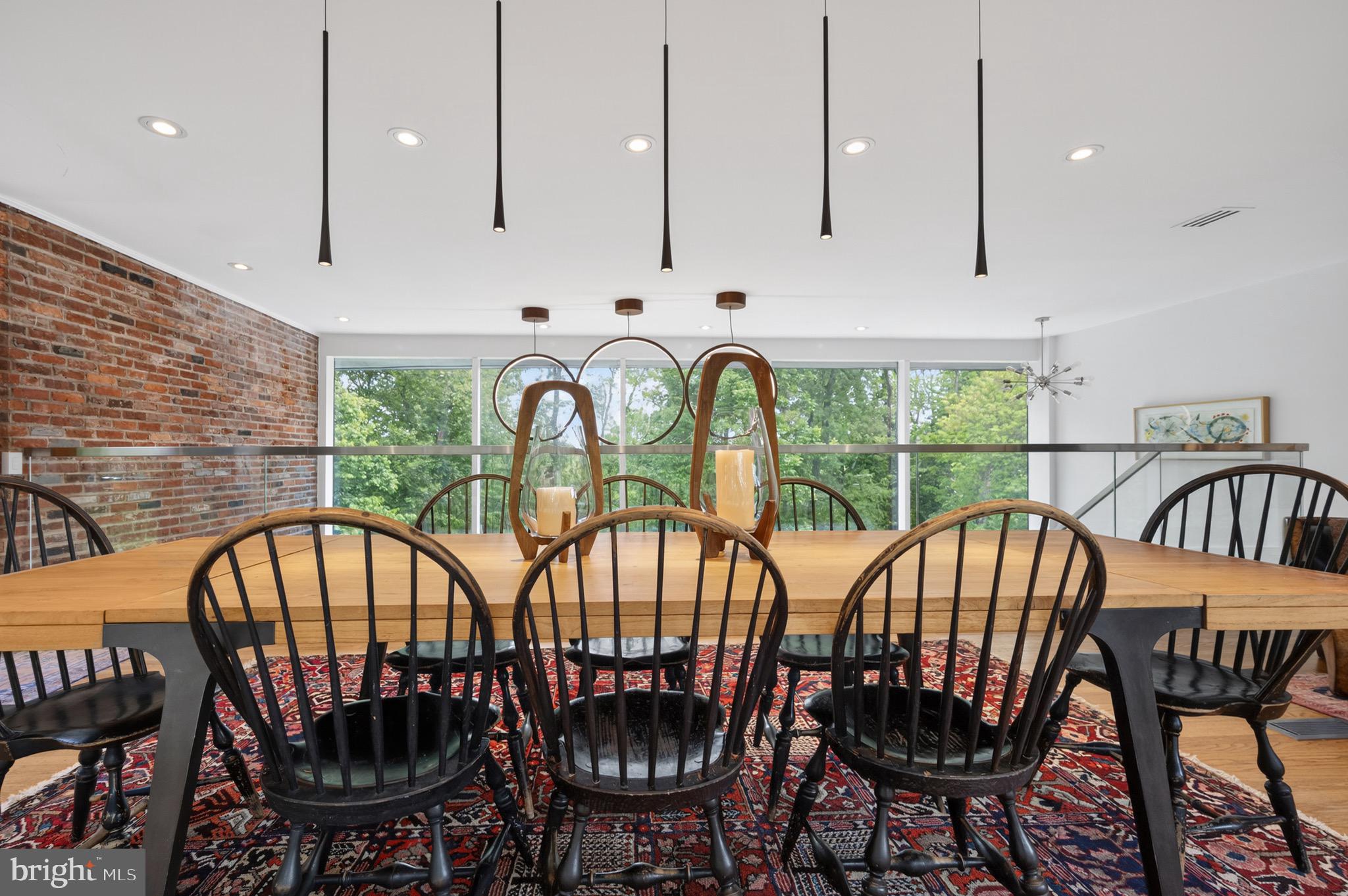 HOLLIN HILLS - Residential