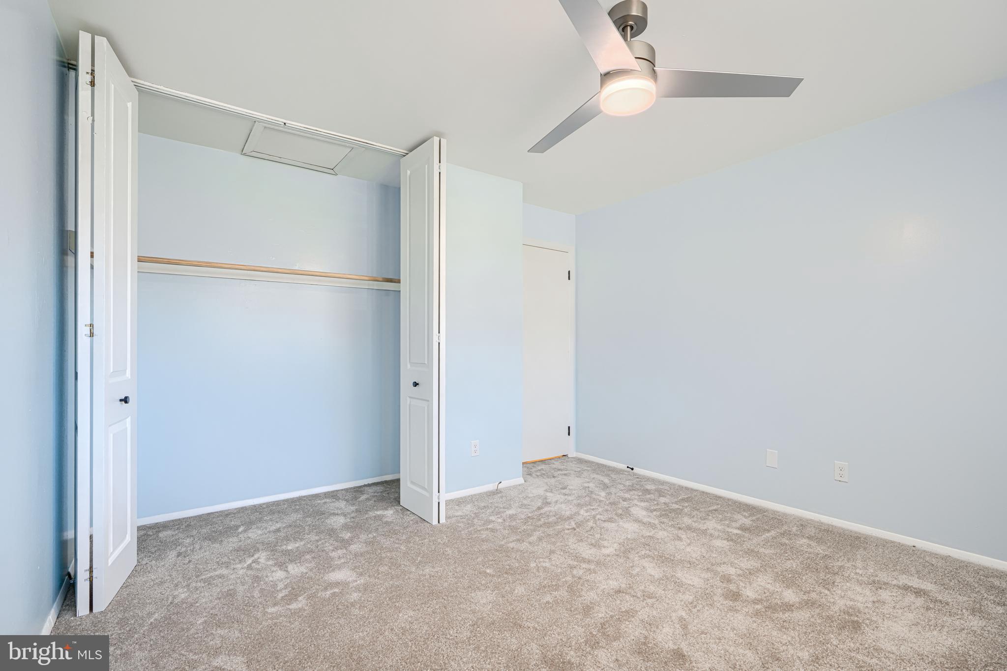 WINDSOR  MILL - Residential