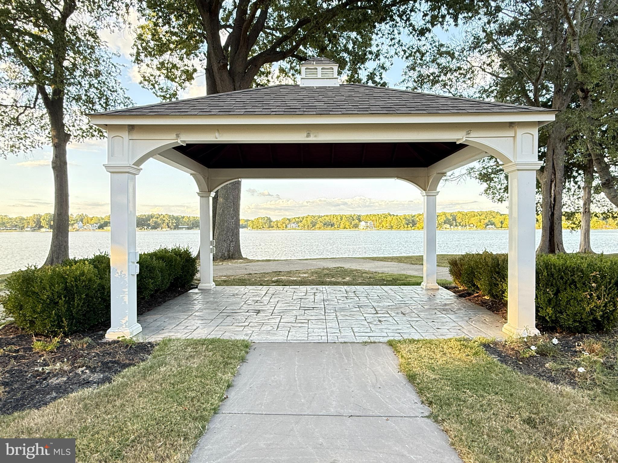 SWAN POINT SUB - Residential