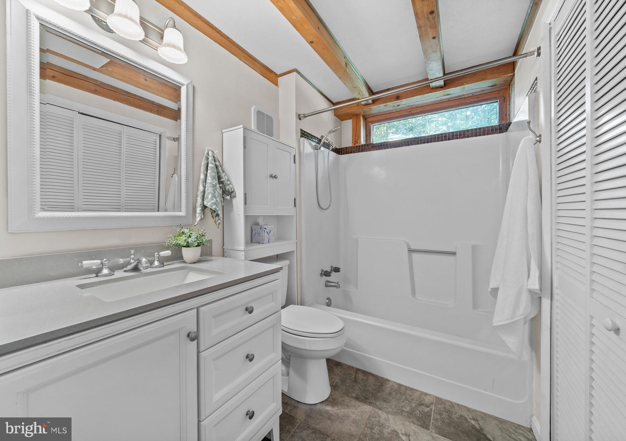 SWAN POINT SUB - Residential