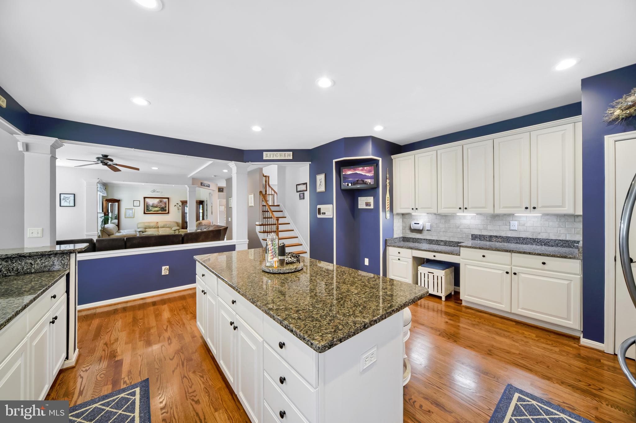 VINEYARD OAK NORTH - Residential