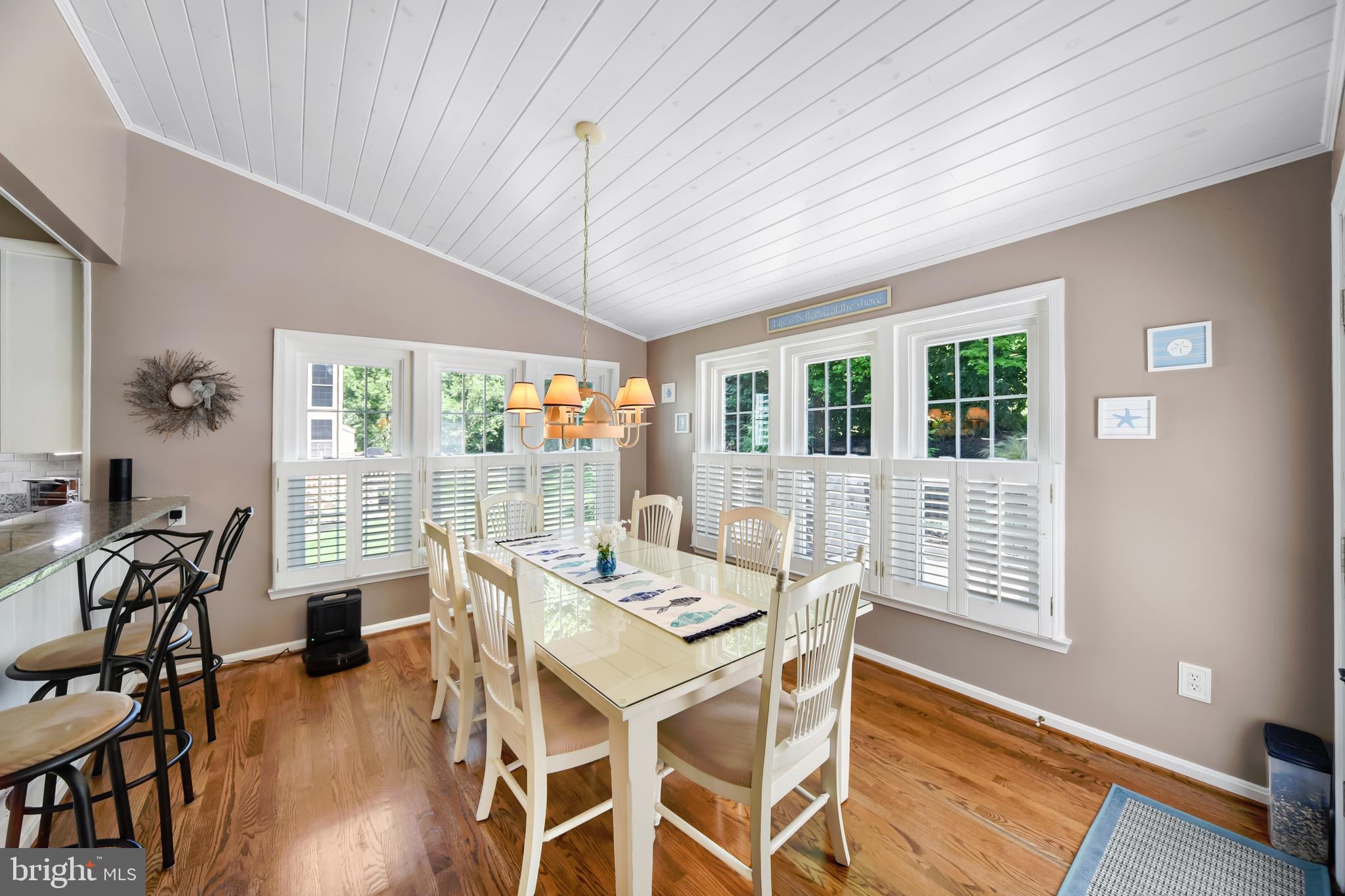 VINEYARD OAK NORTH - Residential