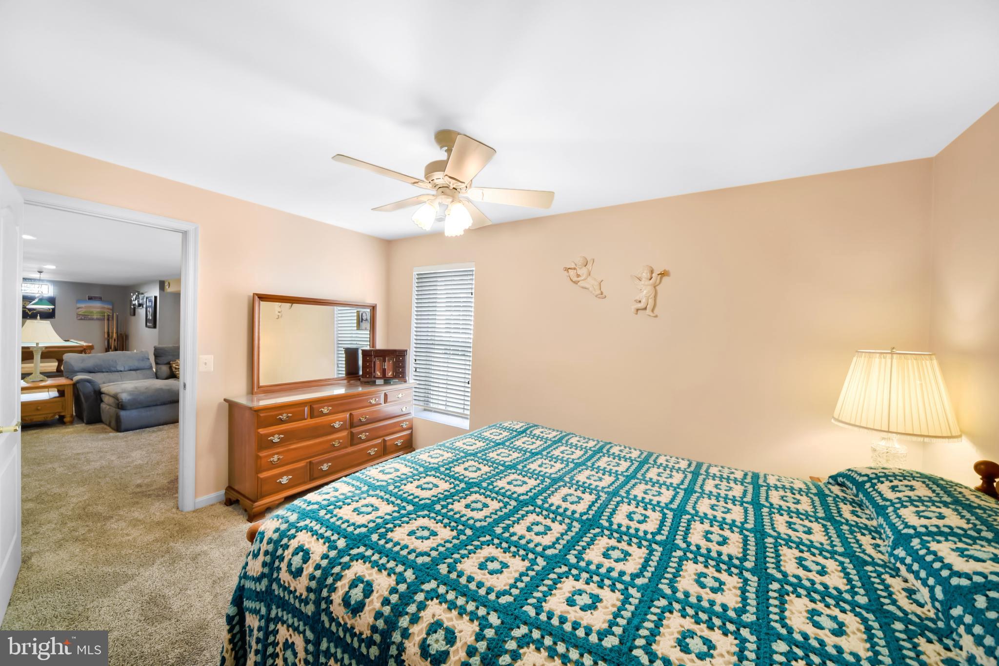 VINEYARD OAK NORTH - Residential