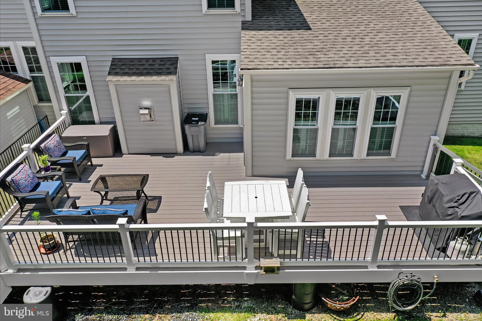 VINEYARD OAK NORTH - Residential