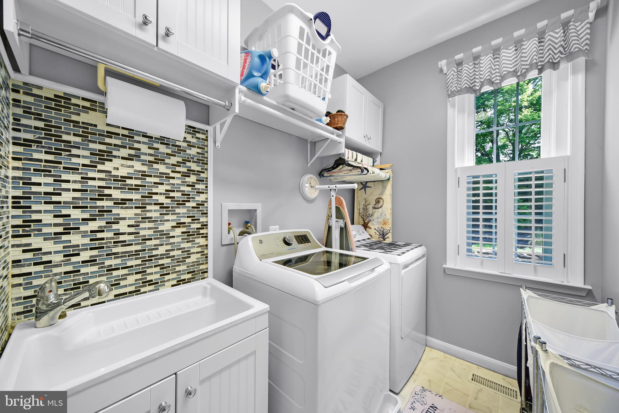 VINEYARD OAK NORTH - Residential