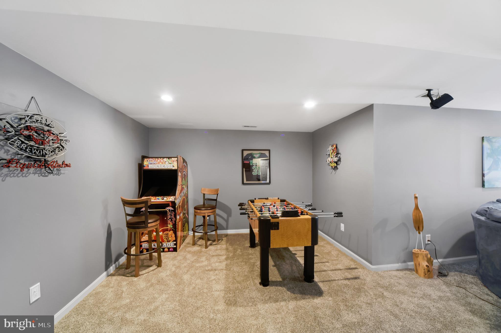 VINEYARD OAK NORTH - Residential