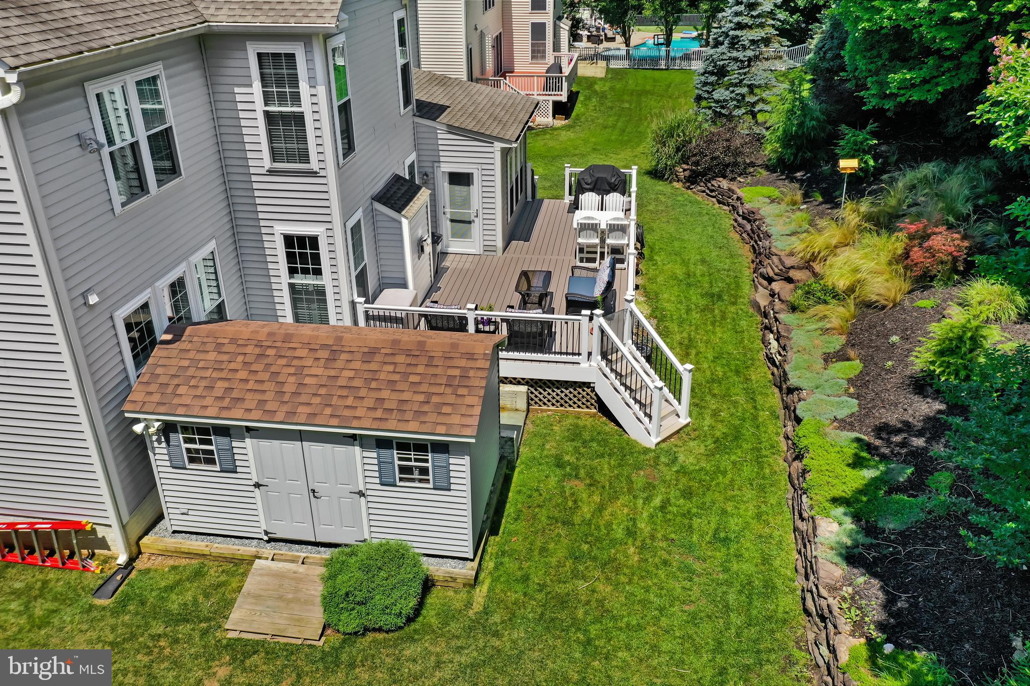 VINEYARD OAK NORTH - Residential