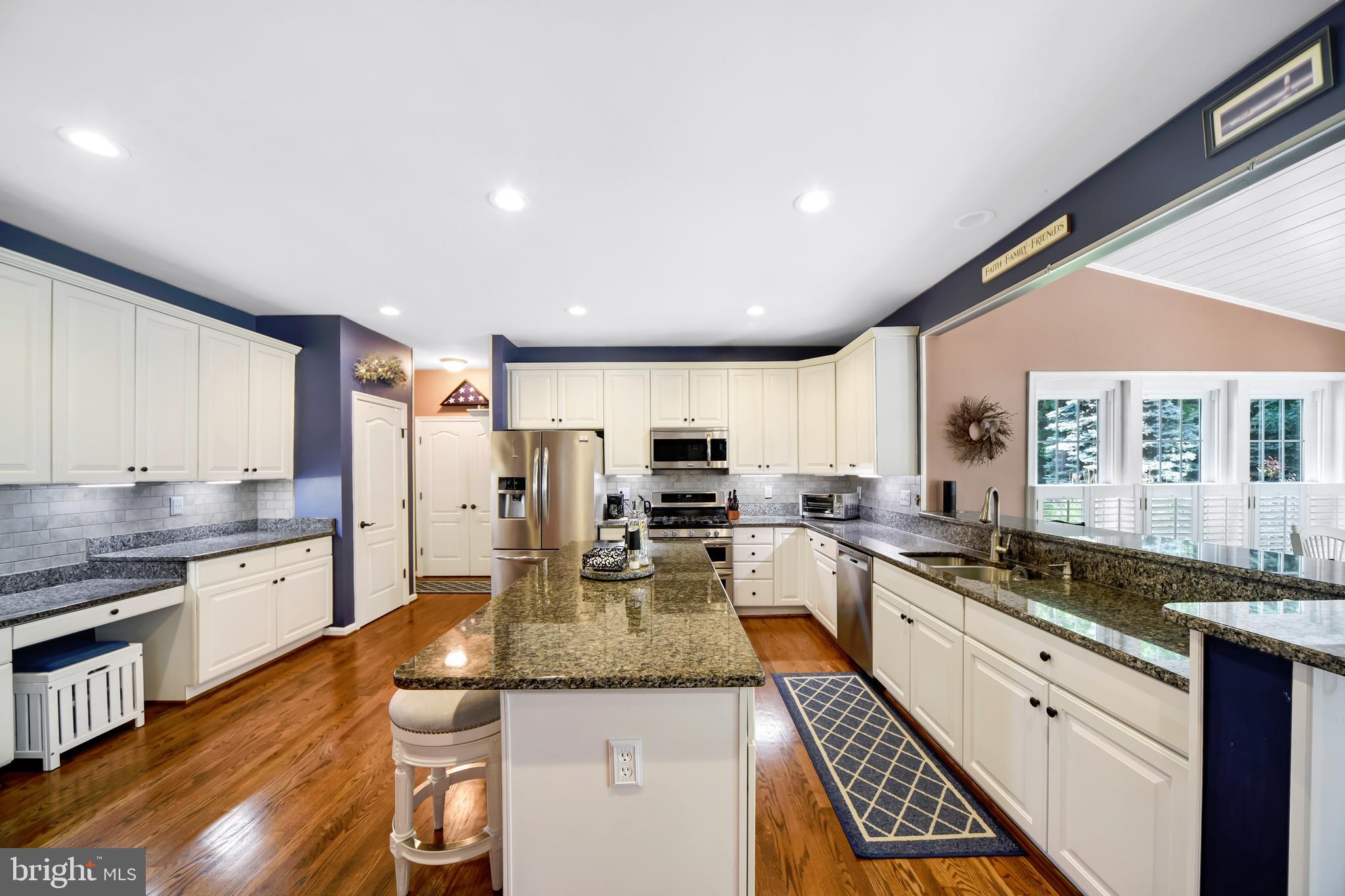 VINEYARD OAK NORTH - Residential