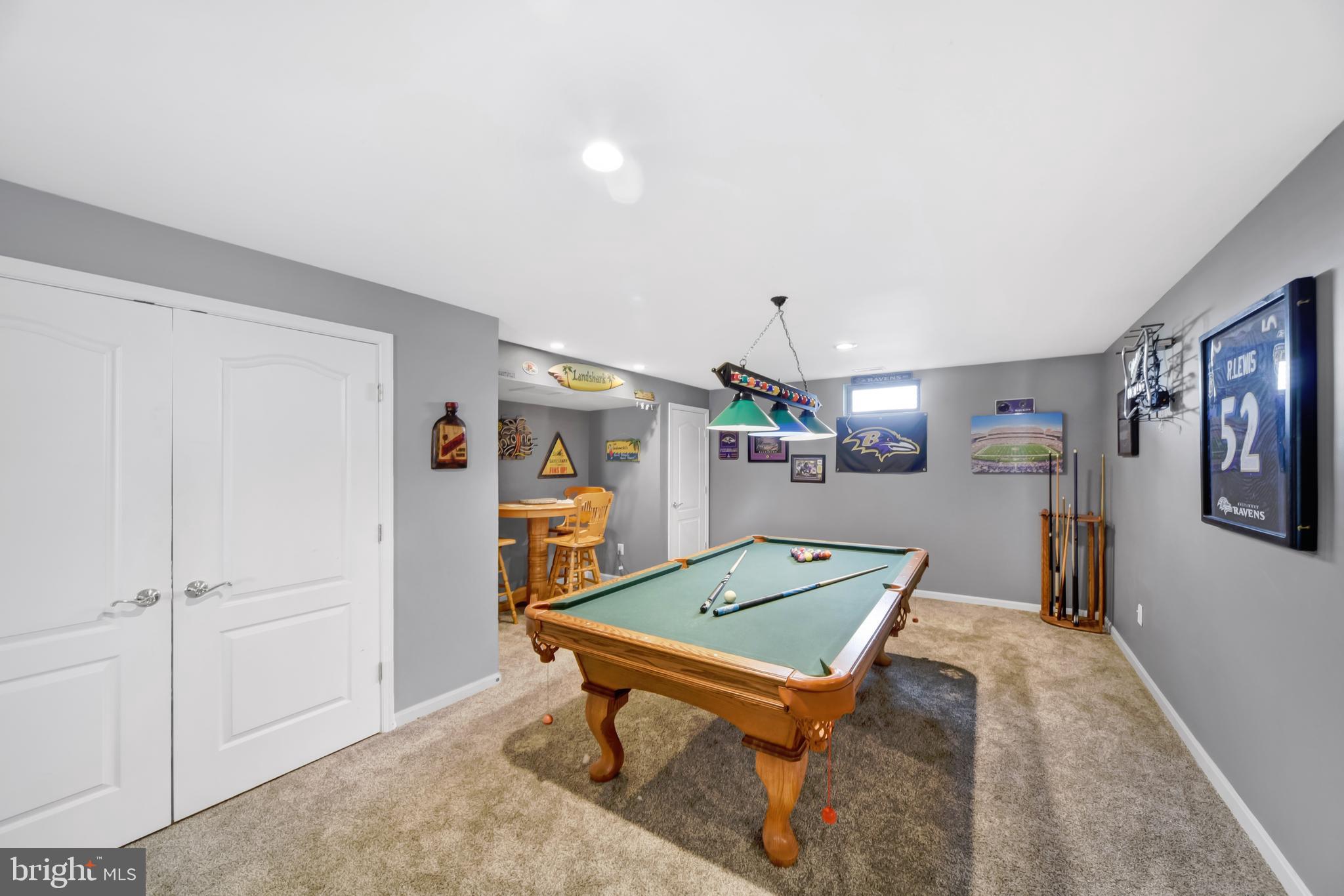 VINEYARD OAK NORTH - Residential