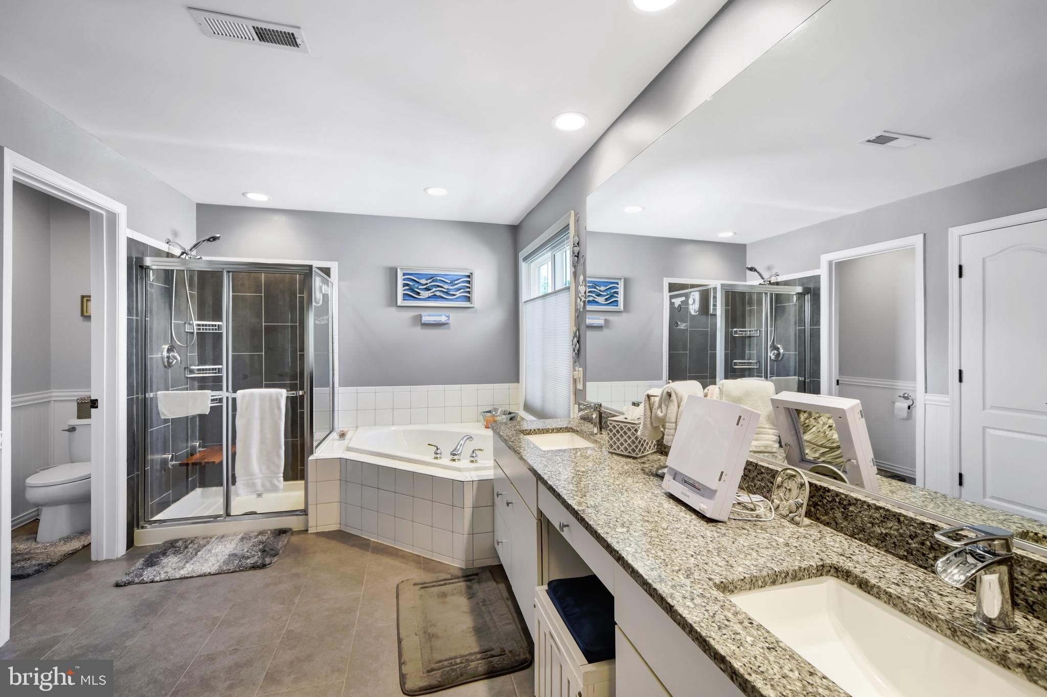 VINEYARD OAK NORTH - Residential