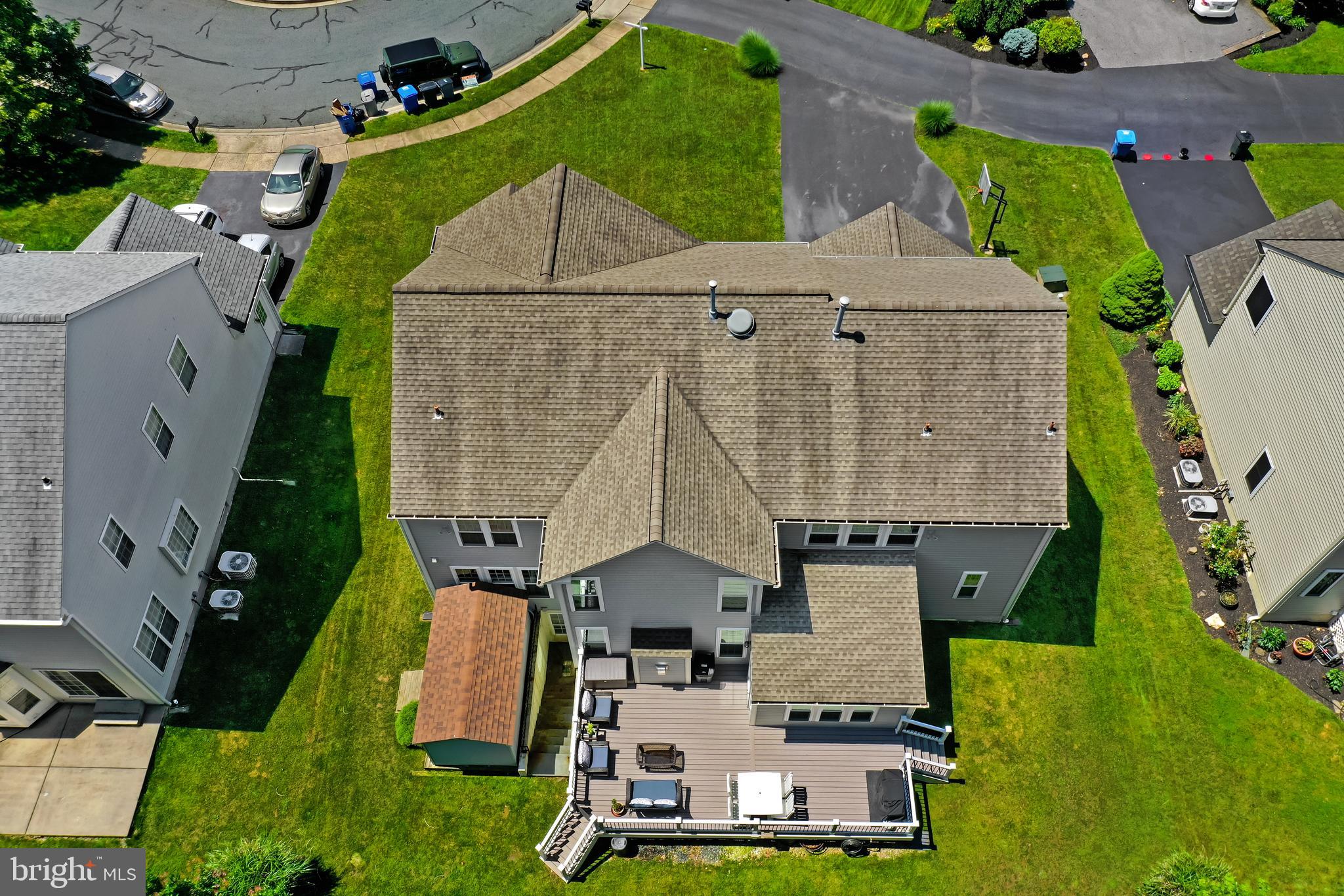 VINEYARD OAK NORTH - Residential