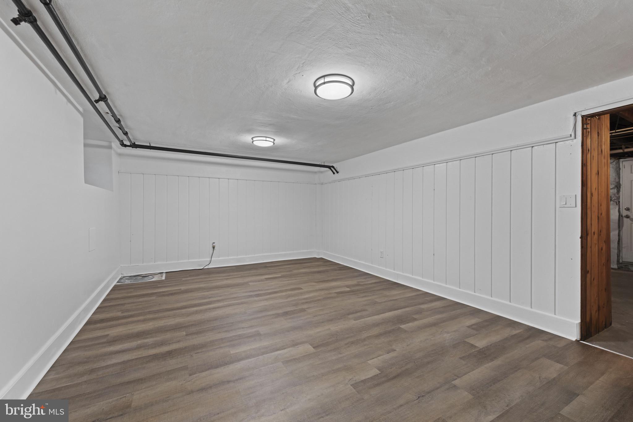 EDNOR GARDENS - LAKESIDE - Residential