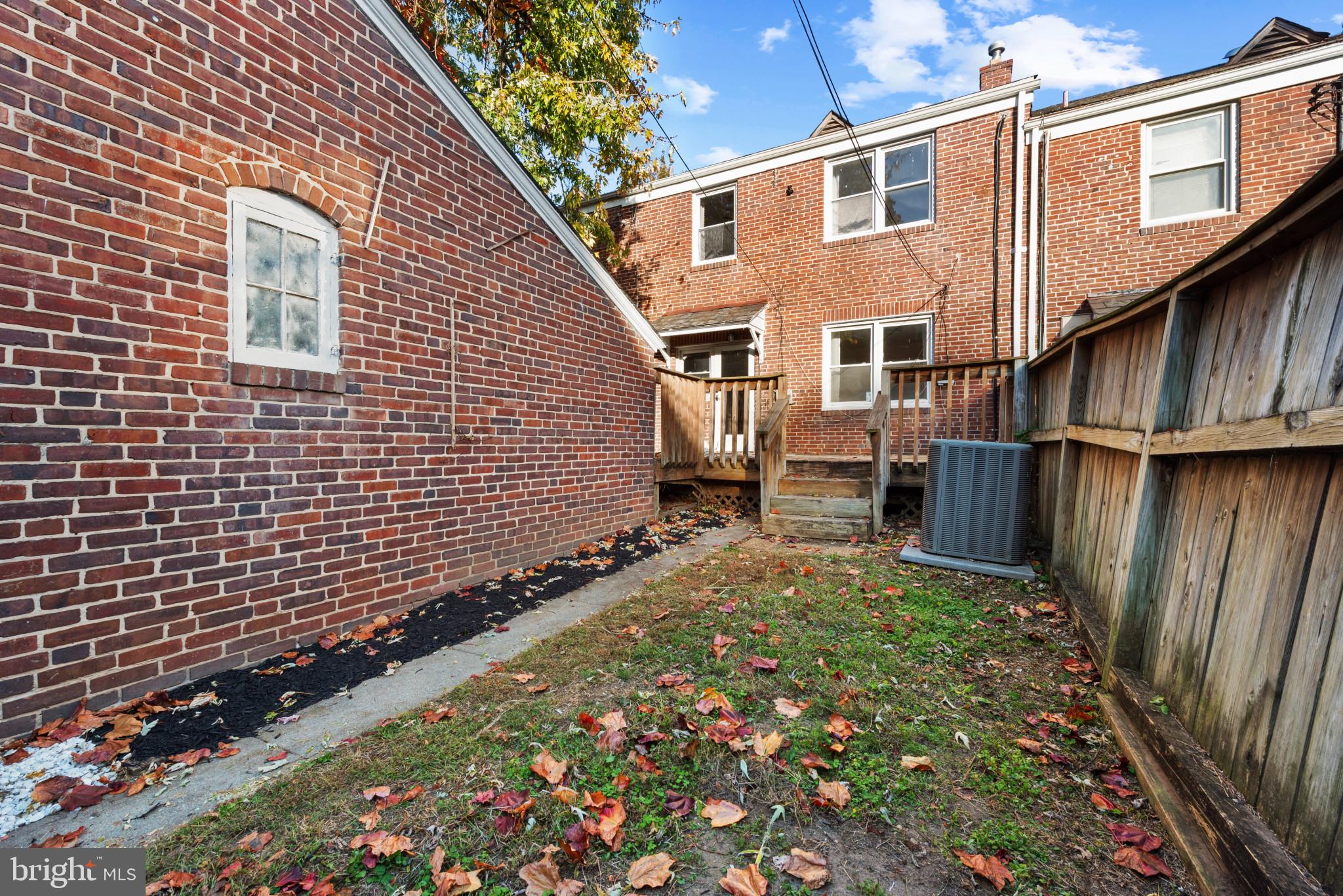 EDNOR GARDENS - LAKESIDE - Residential