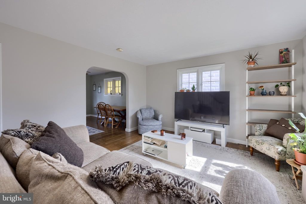 Photo of 127 Lincoln Street, LANCASTER, PA 17603 (MLS # PALA2078136)