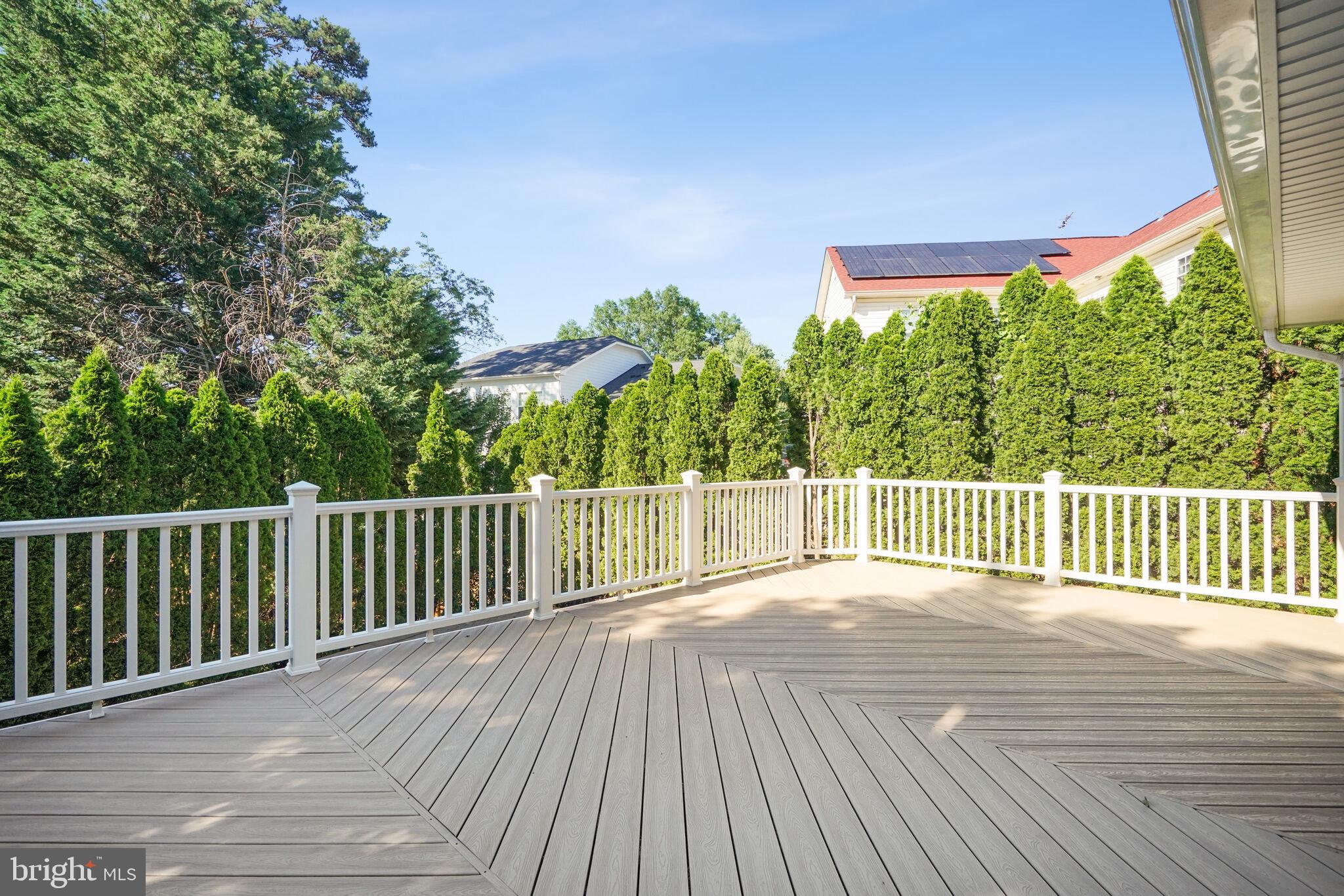 DEVON PARK - Residential