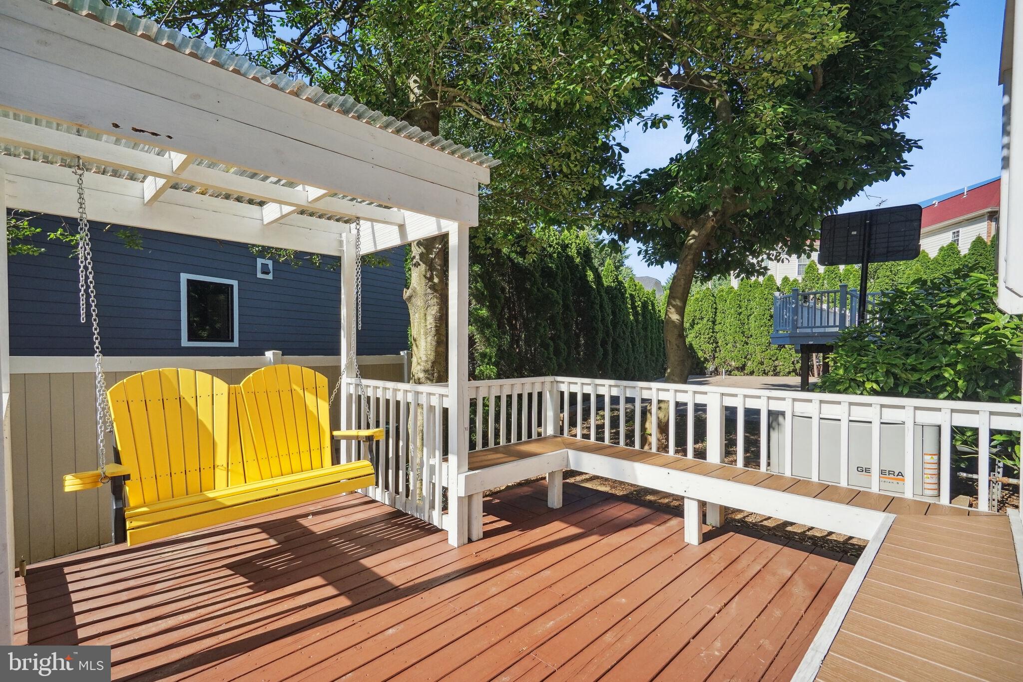 DEVON PARK - Residential