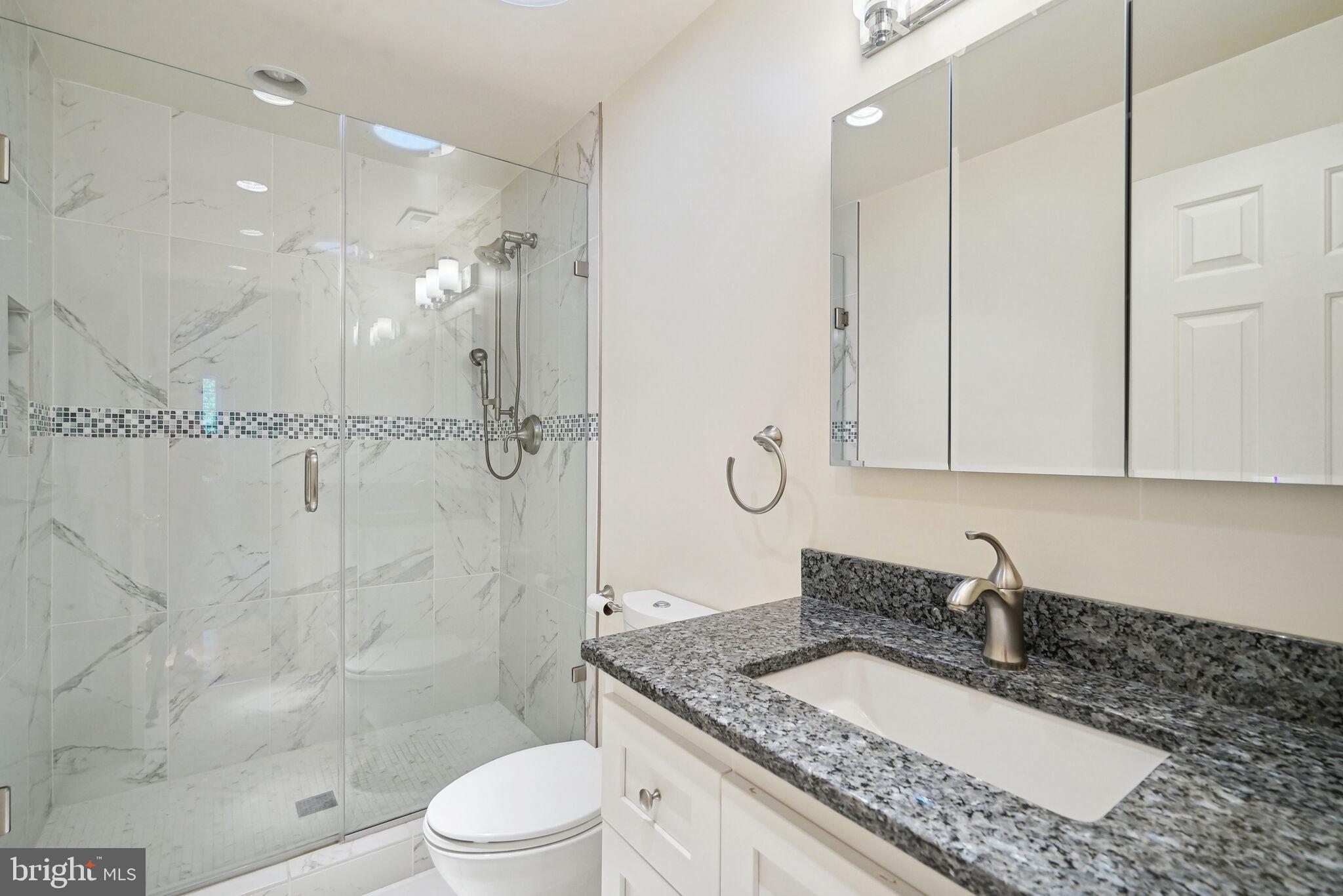 DEVON PARK - Residential