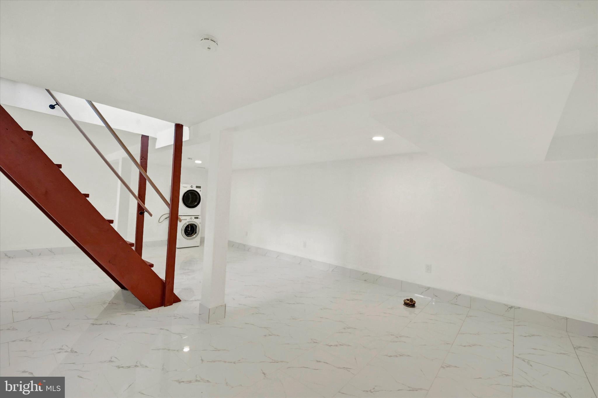 EDGEMONT - Residential