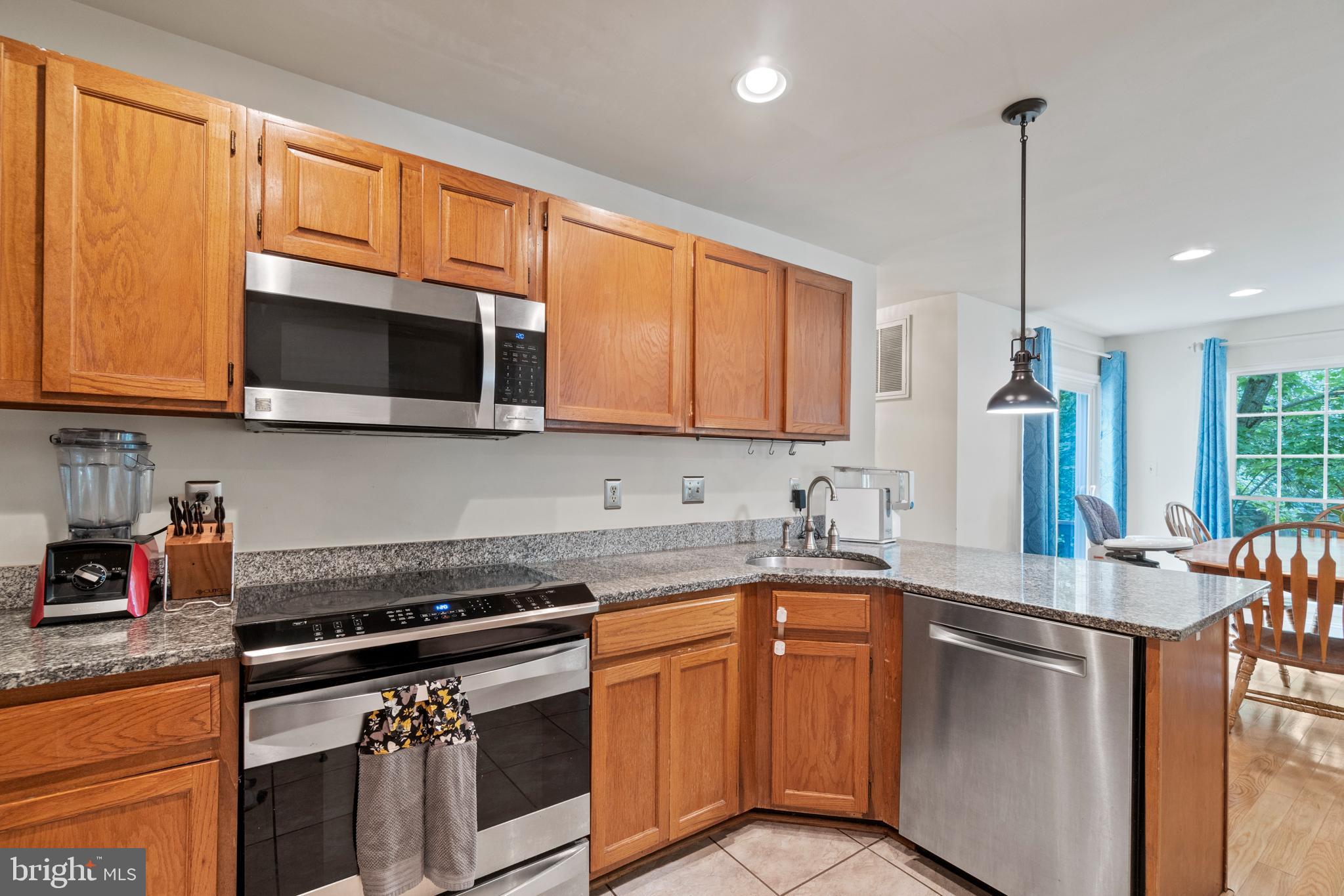 WOODGATE VILLAGE - Residential