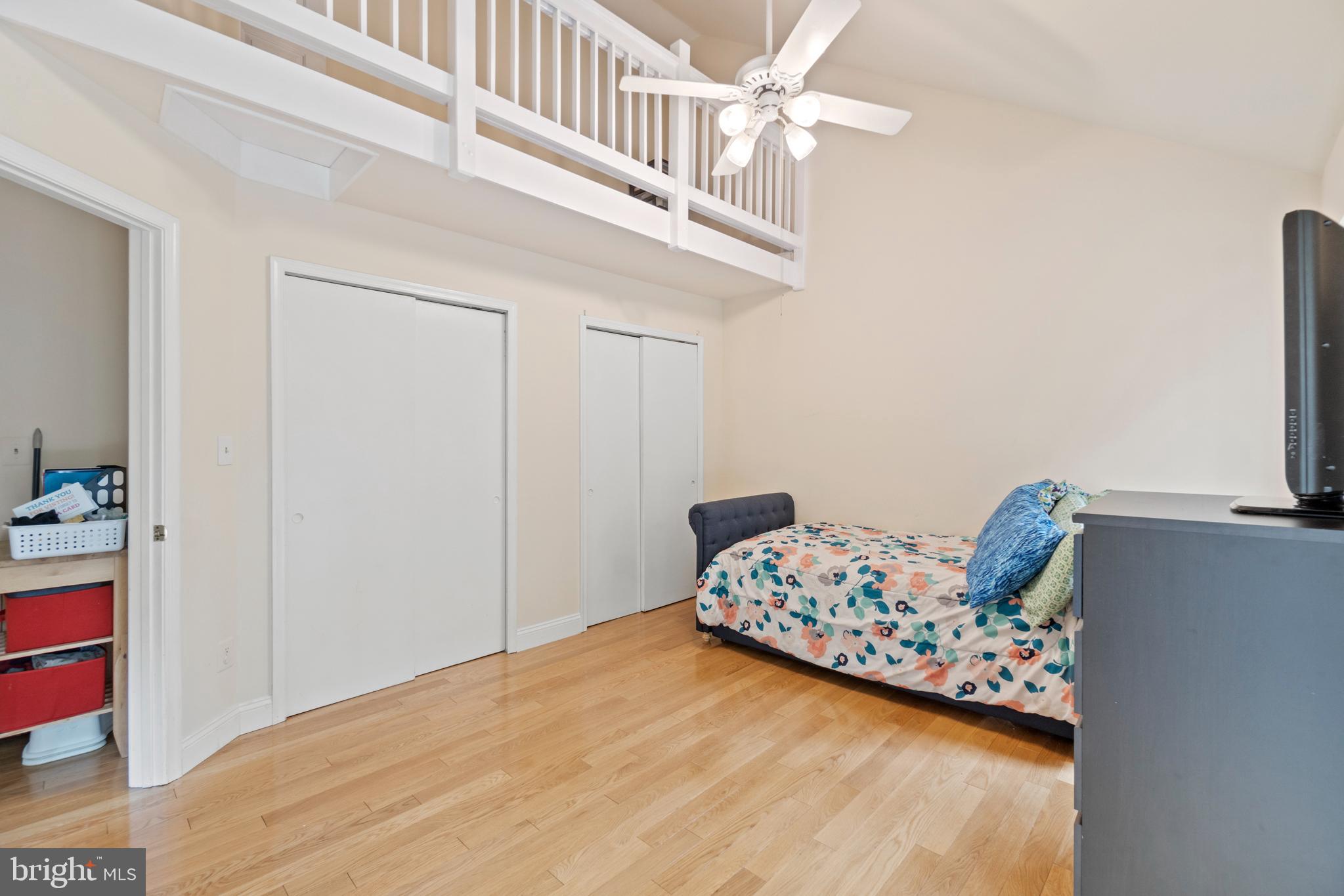 WOODGATE VILLAGE - Residential