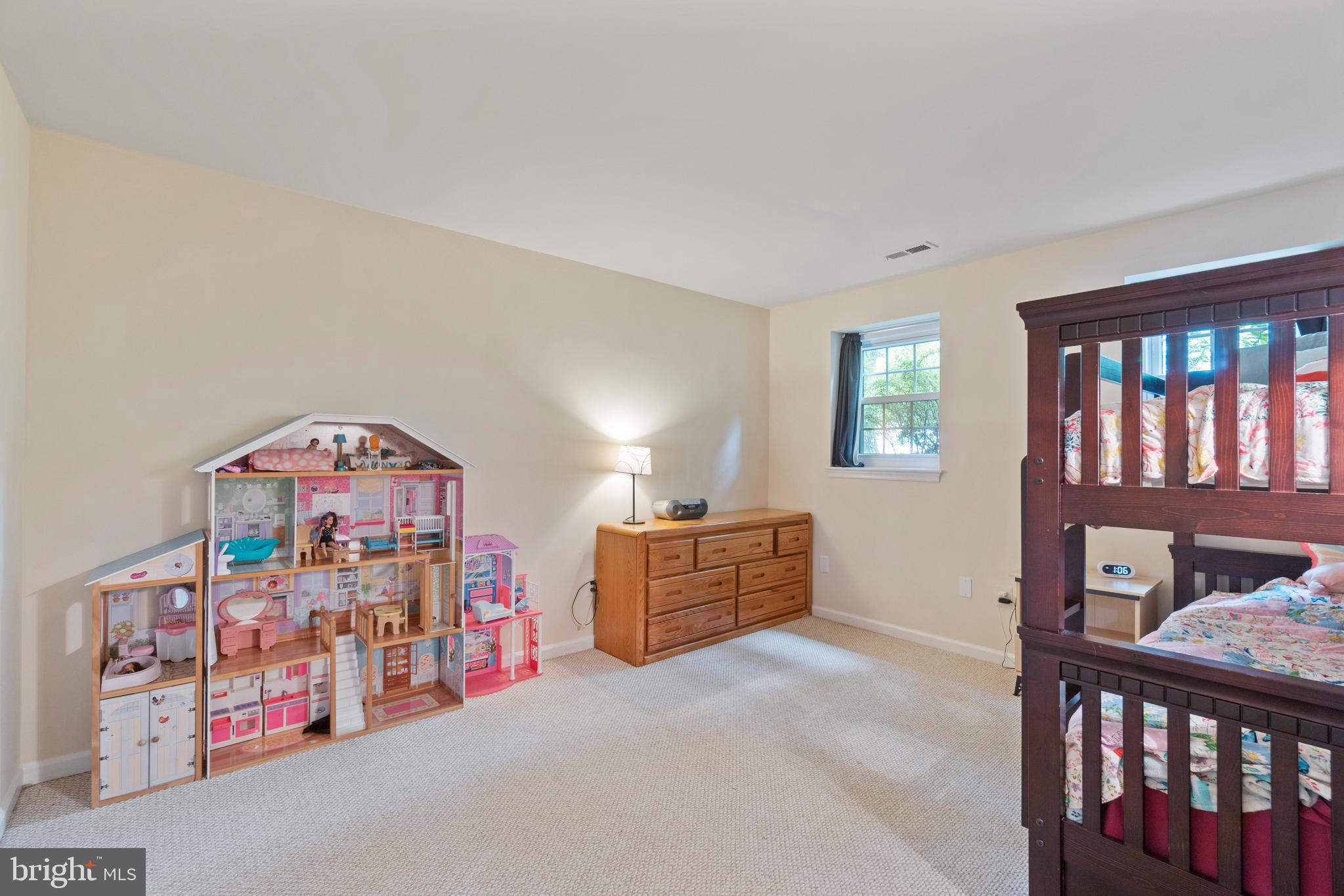 WOODGATE VILLAGE - Residential