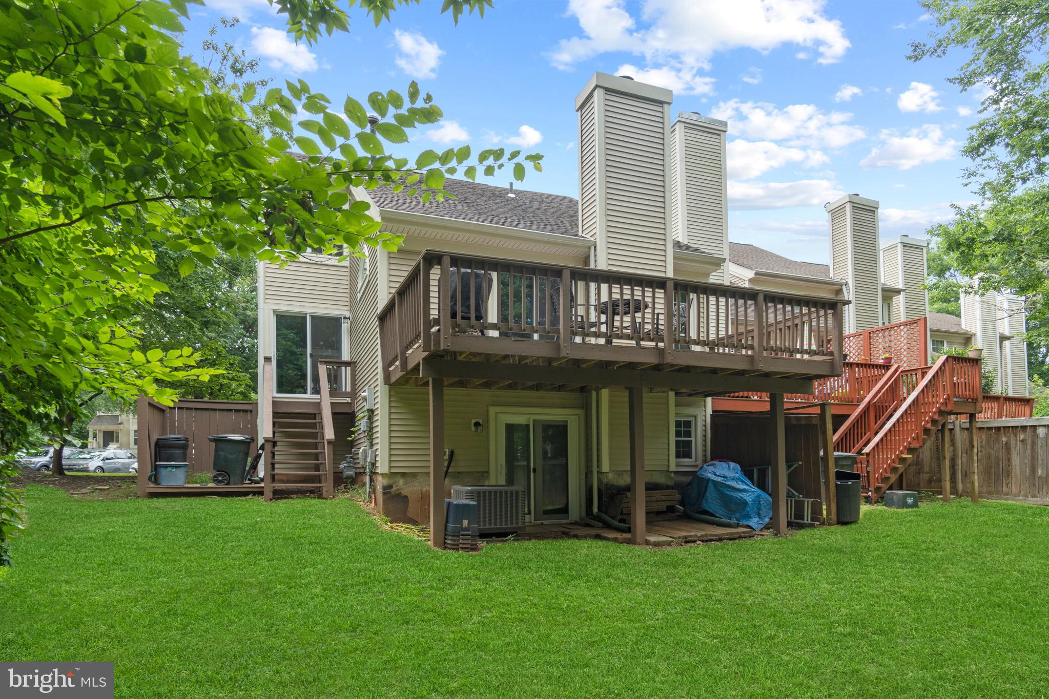 WOODGATE VILLAGE - Residential