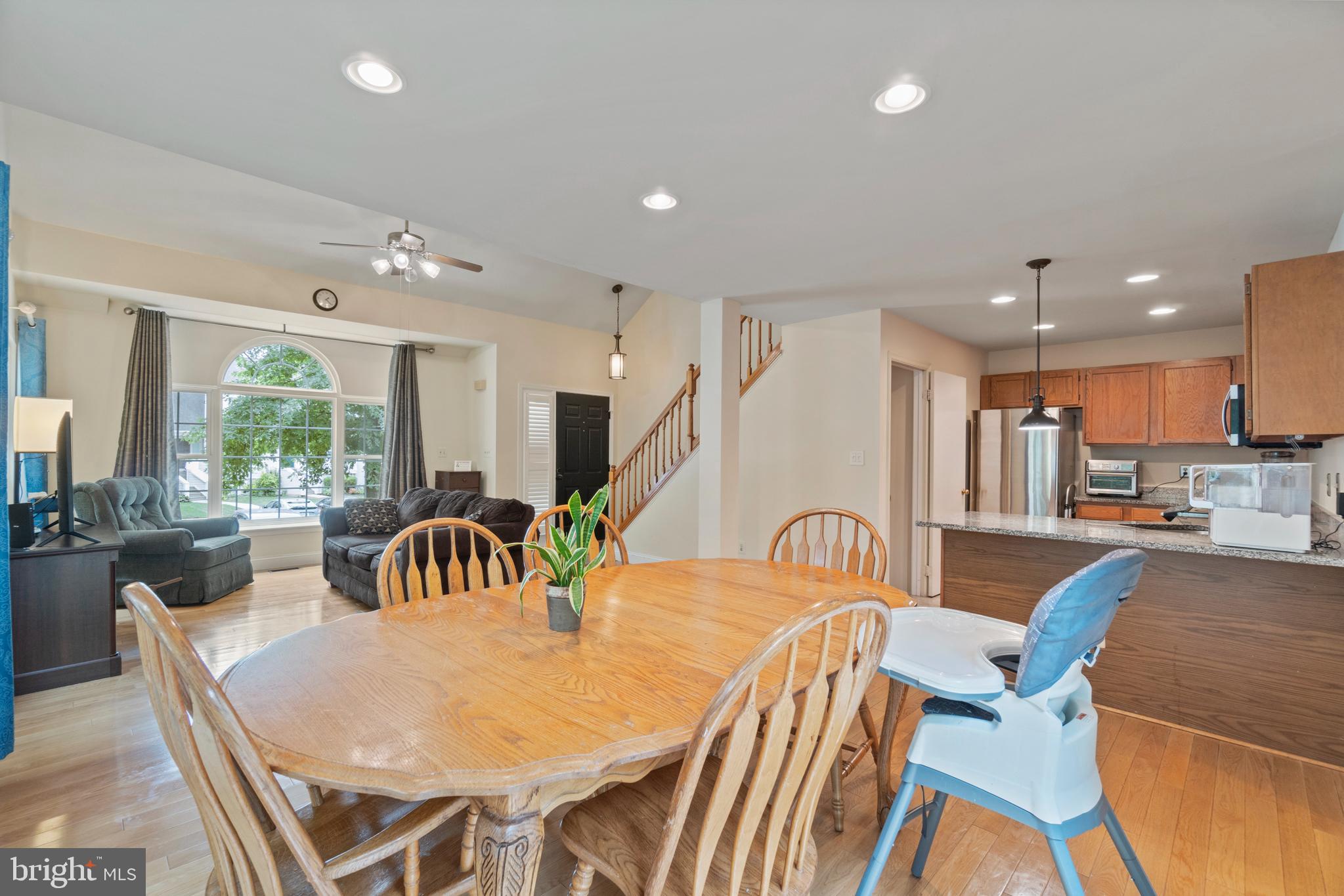 WOODGATE VILLAGE - Residential