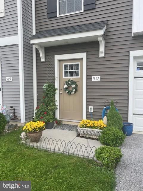 517 CHARLES AVENUE HANOVER PA 17331