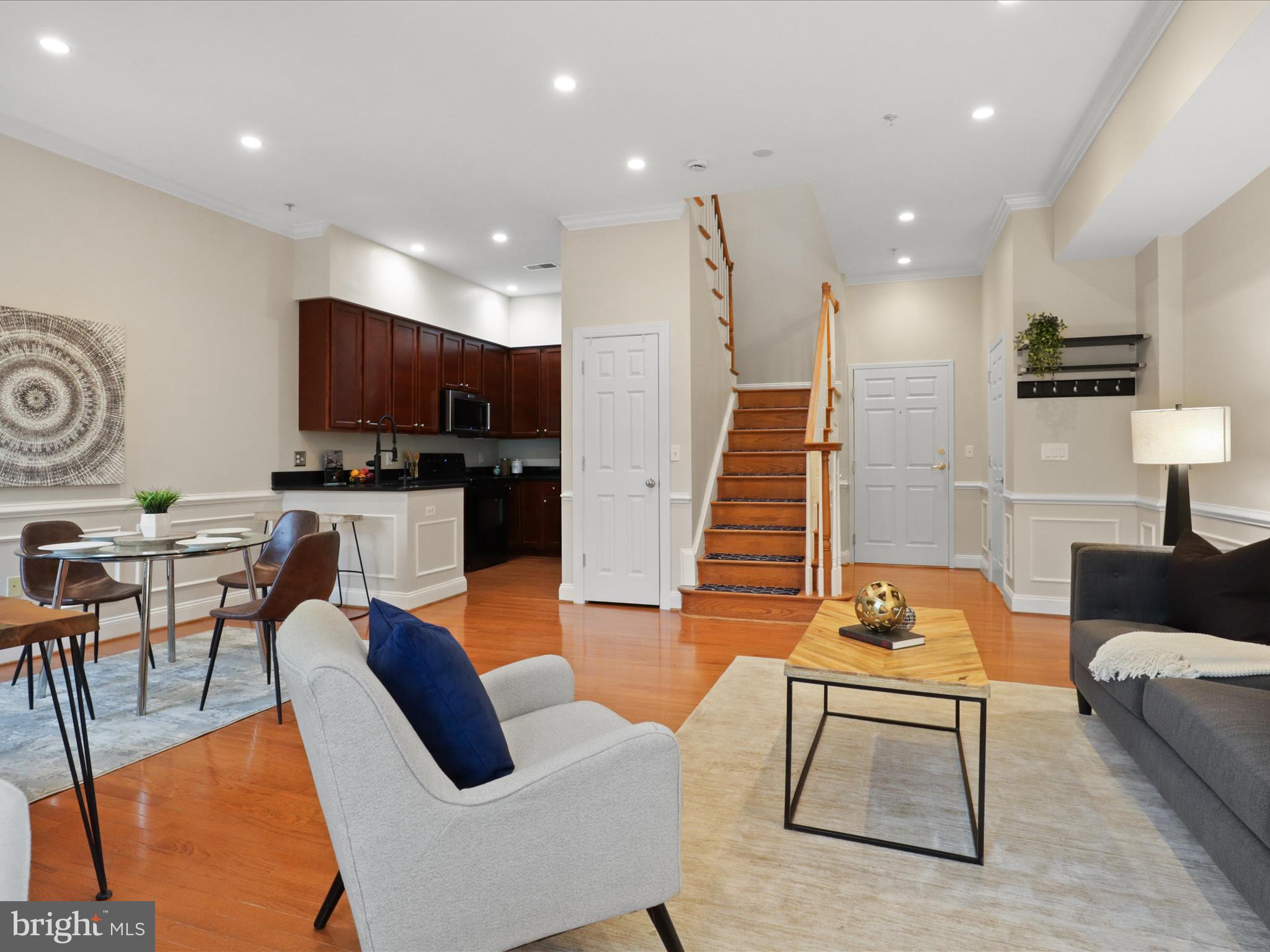 1229 12TH STREET NW 202