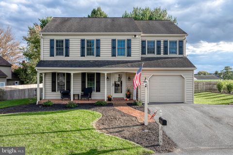 Photo of 1534 N Jefferson Court, LANCASTER, PA 17602 (MLS # PALA2058854)