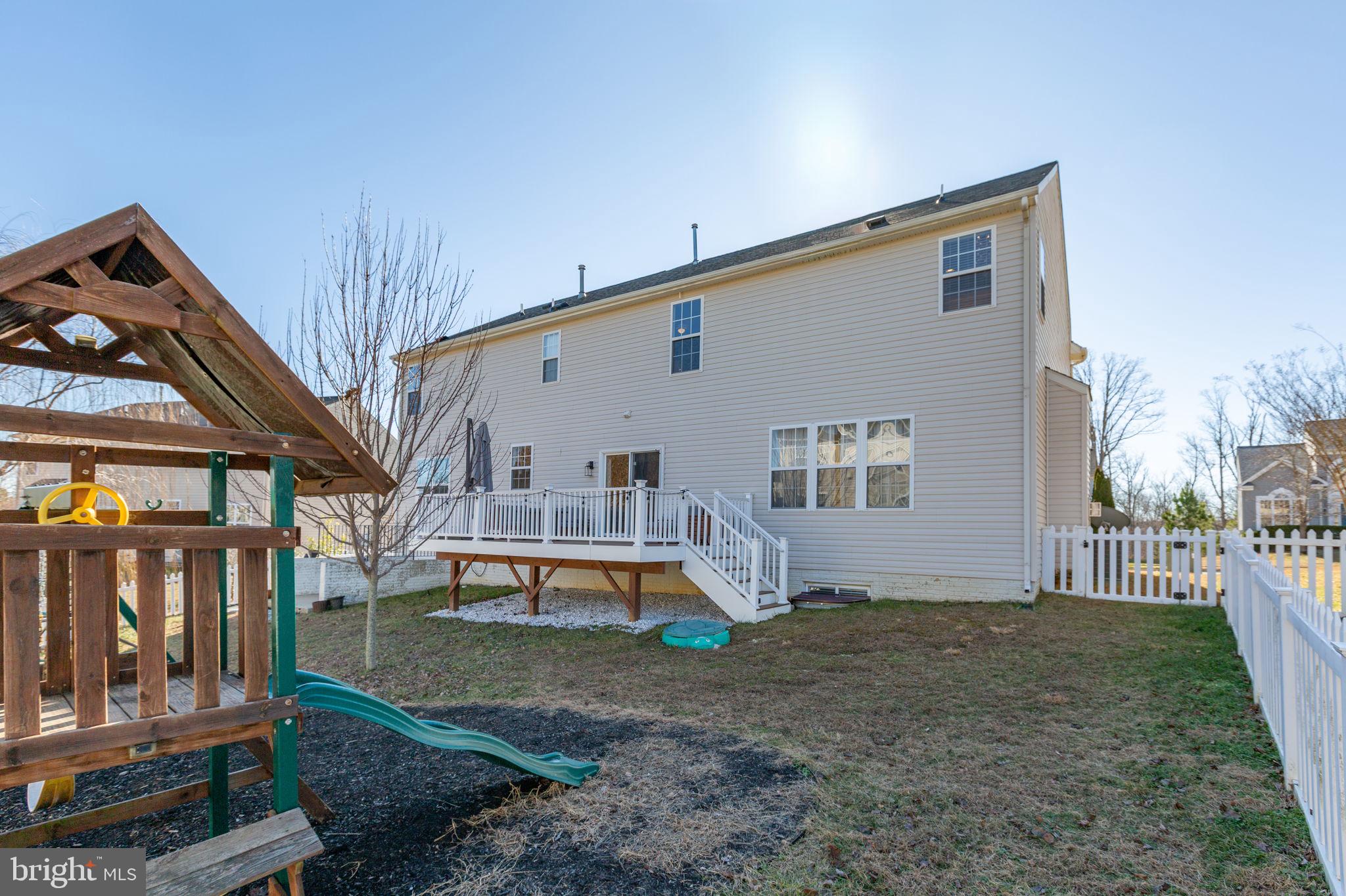 THE FALLS AT LEE'S PARKE - Residential