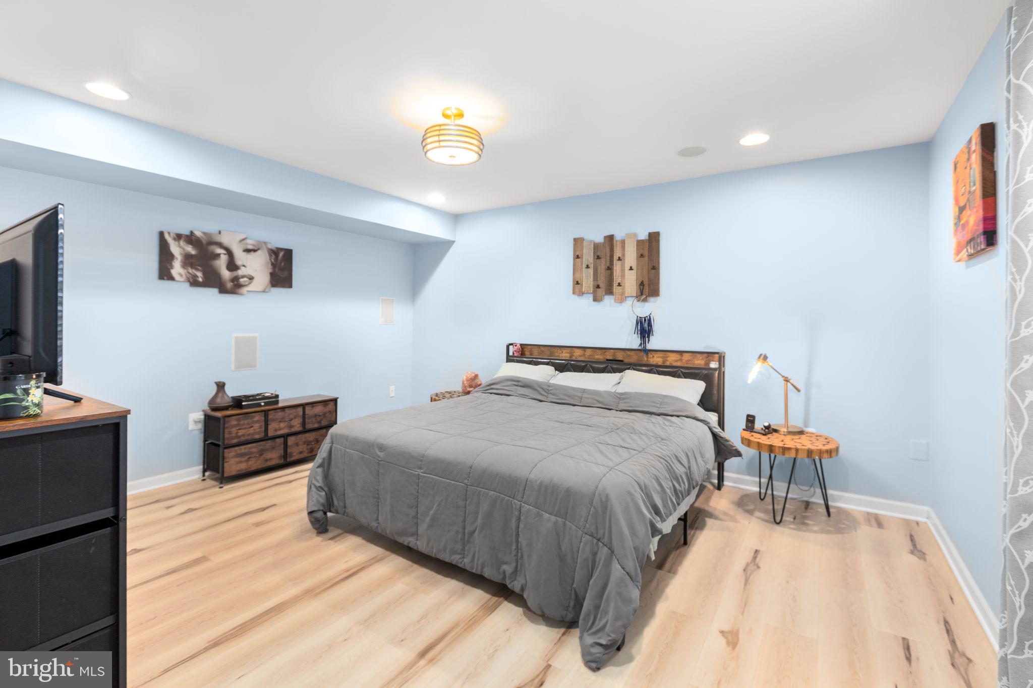 THE FALLS AT LEE'S PARKE - Residential