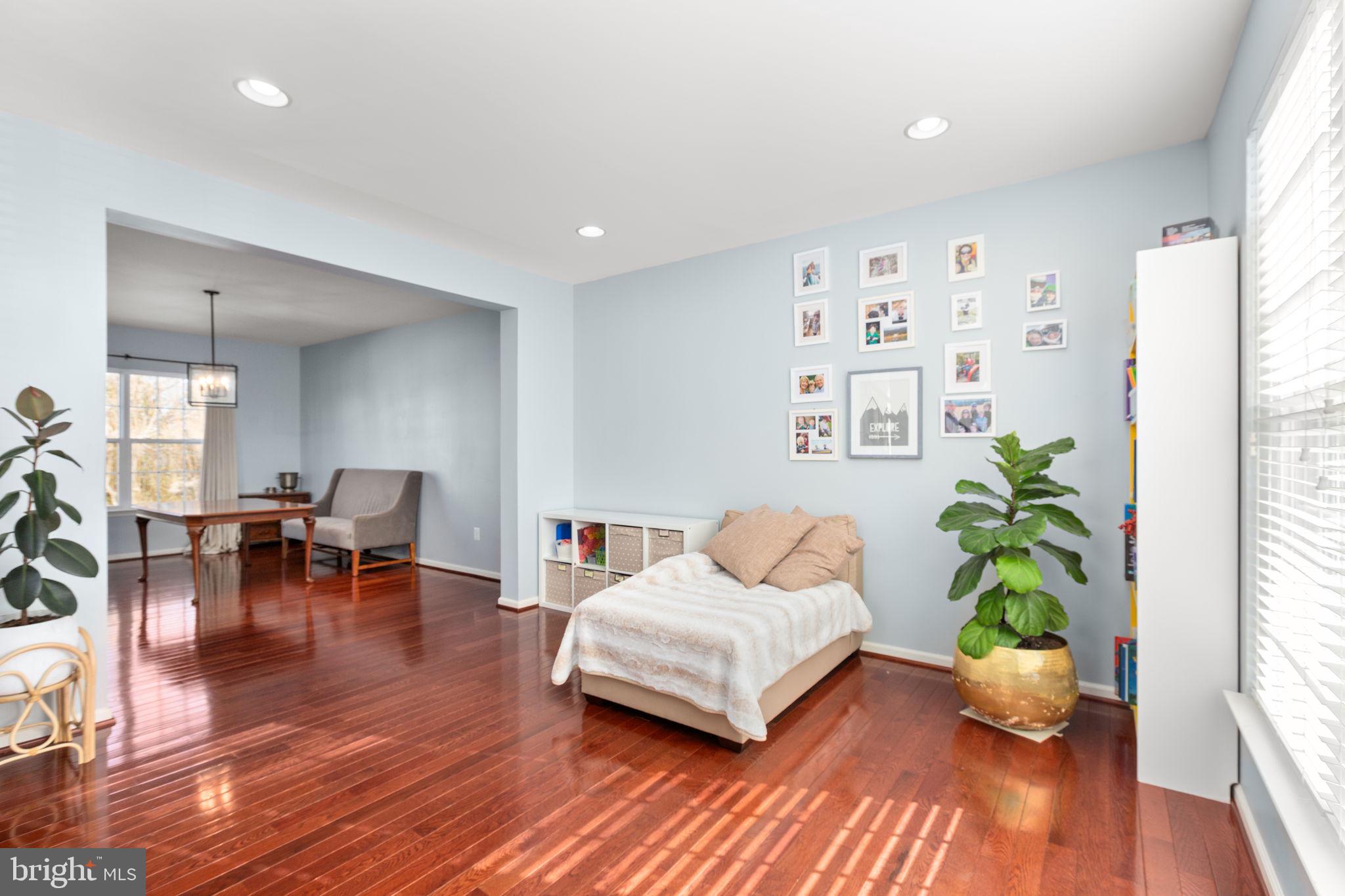 THE FALLS AT LEE'S PARKE - Residential