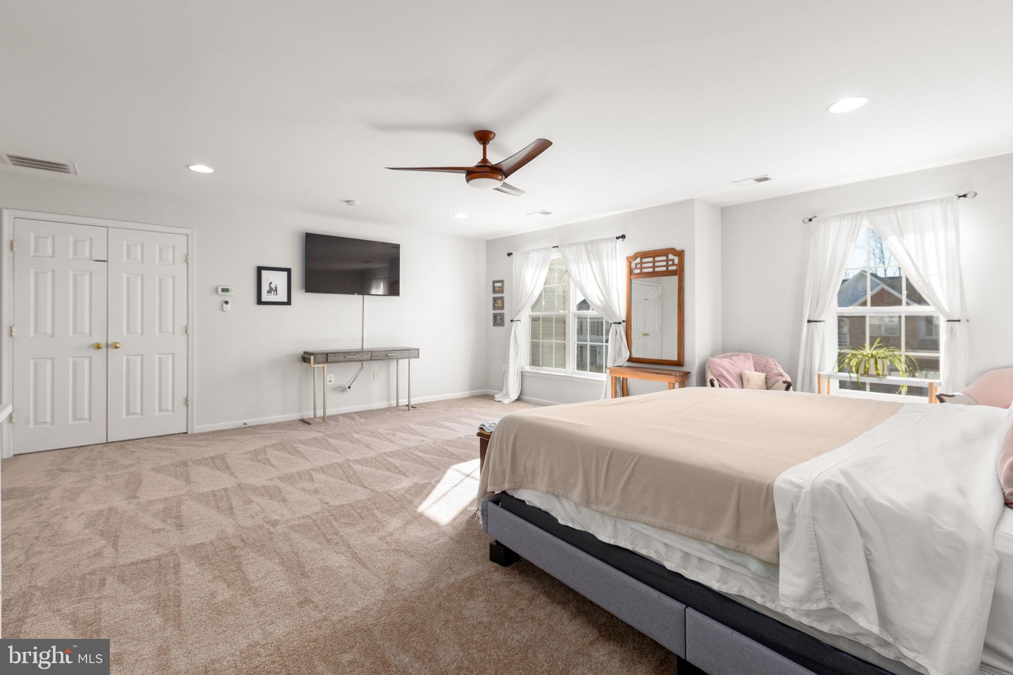 THE FALLS AT LEE'S PARKE - Residential