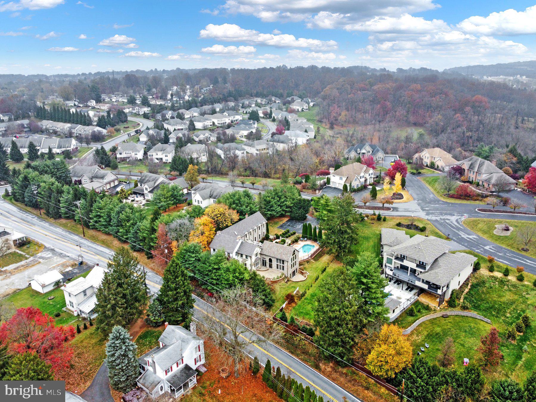 WHITNEY RIDGE - Residential