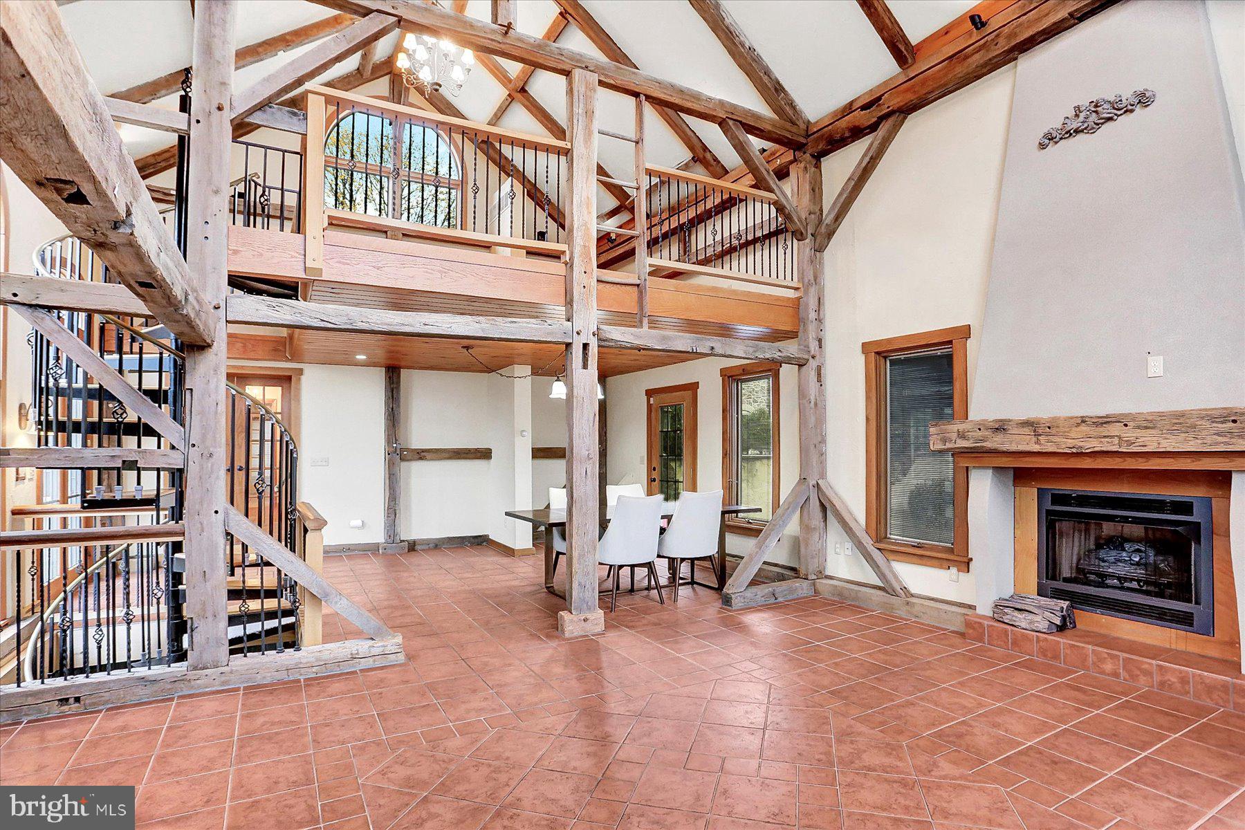 WHITNEY RIDGE - Residential