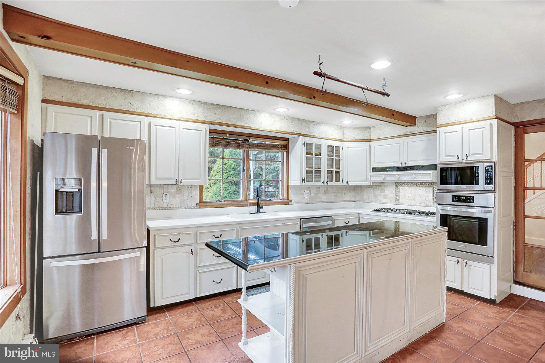 WHITNEY RIDGE - Residential