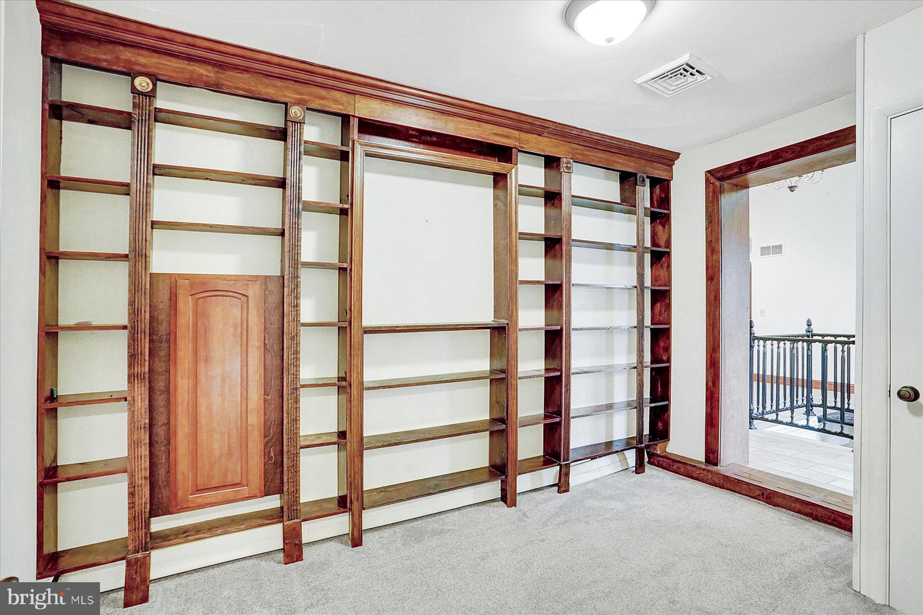 WHITNEY RIDGE - Residential