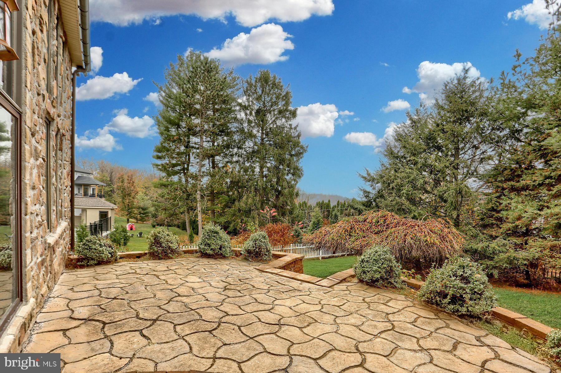 WHITNEY RIDGE - Residential